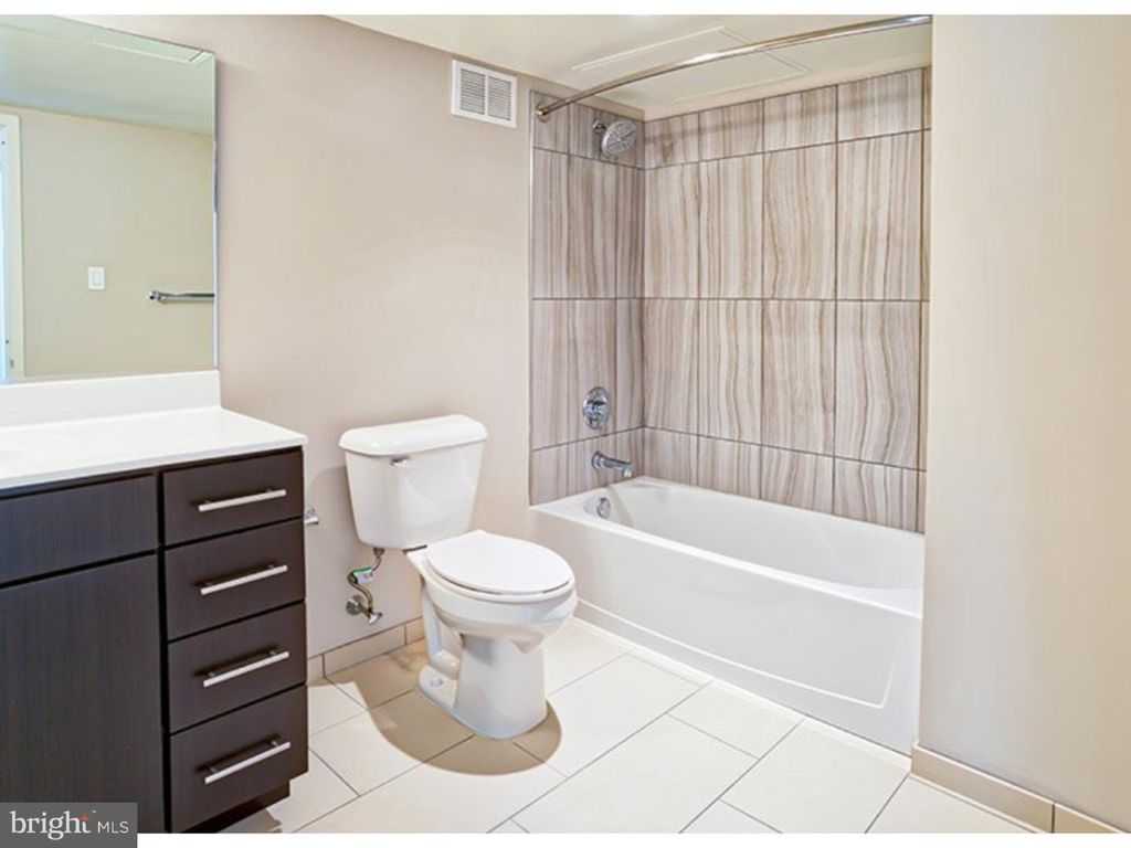 Photo of 1815 John F Kennedy Boulevard #1B-1720, PHILADELPHIA, PA 19103 (MLS # PAPH2576588)