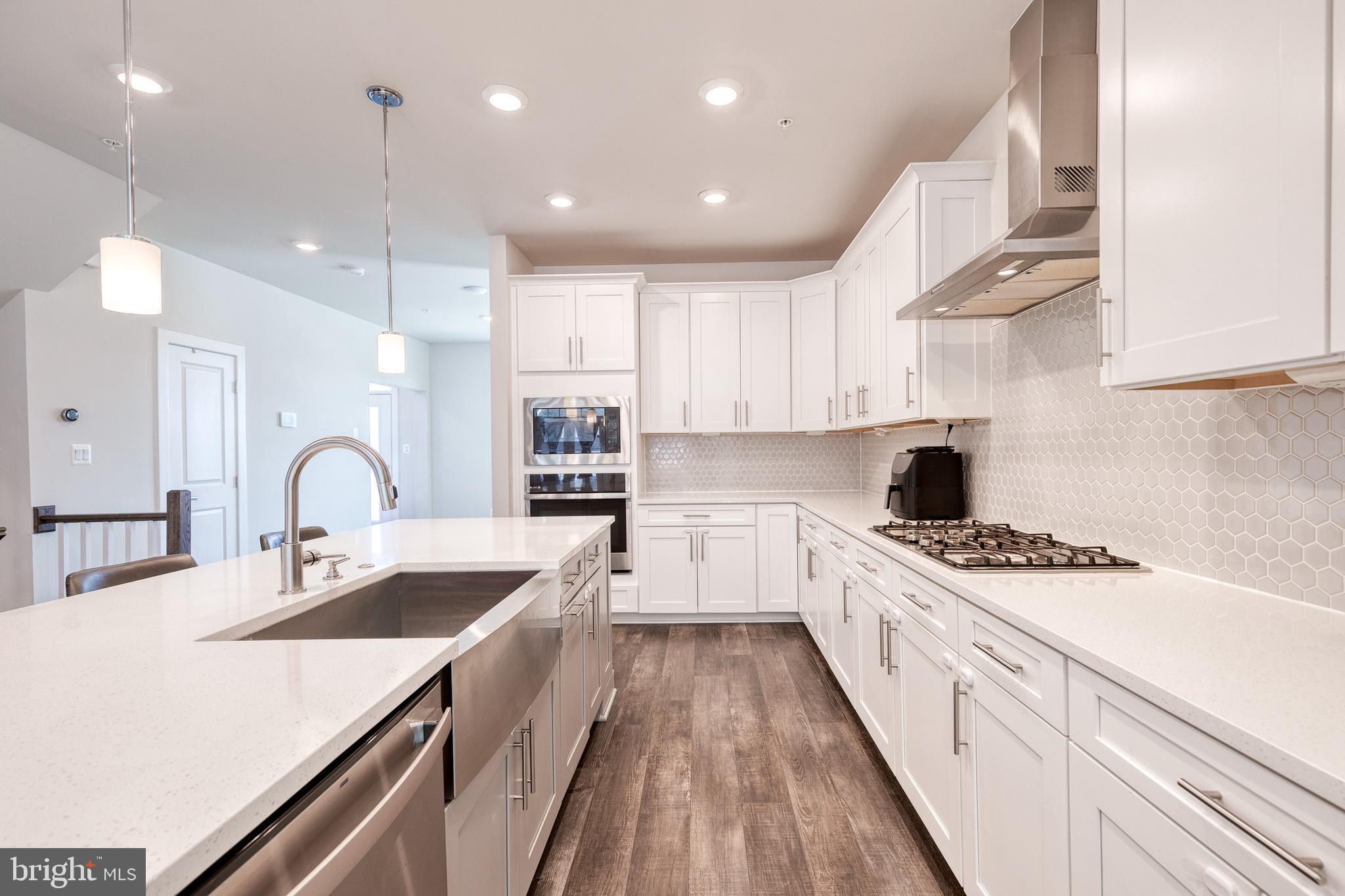 GREENLEIGH AT CROSSROADS - Residential