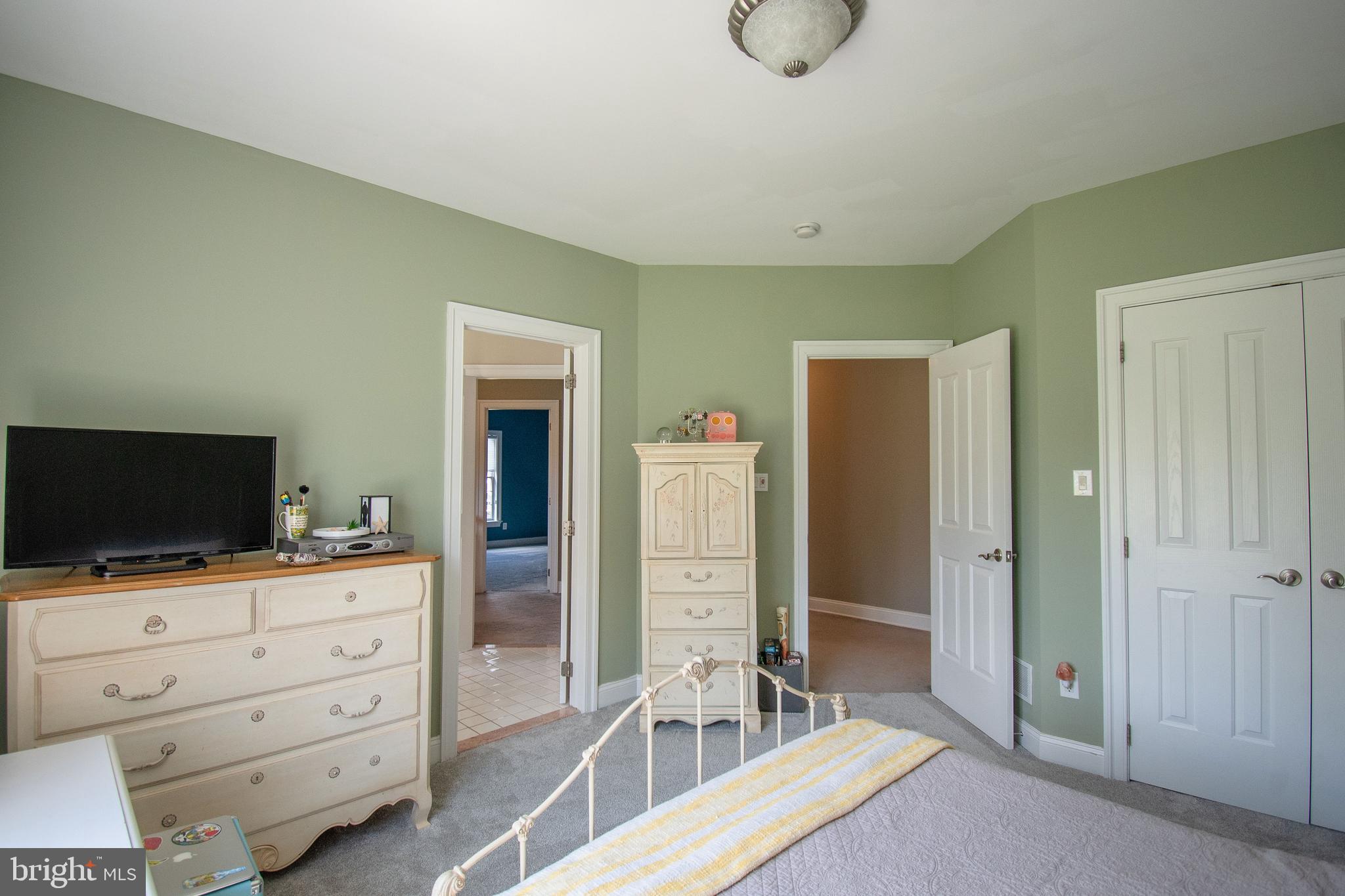 DOLINGTON - Residential