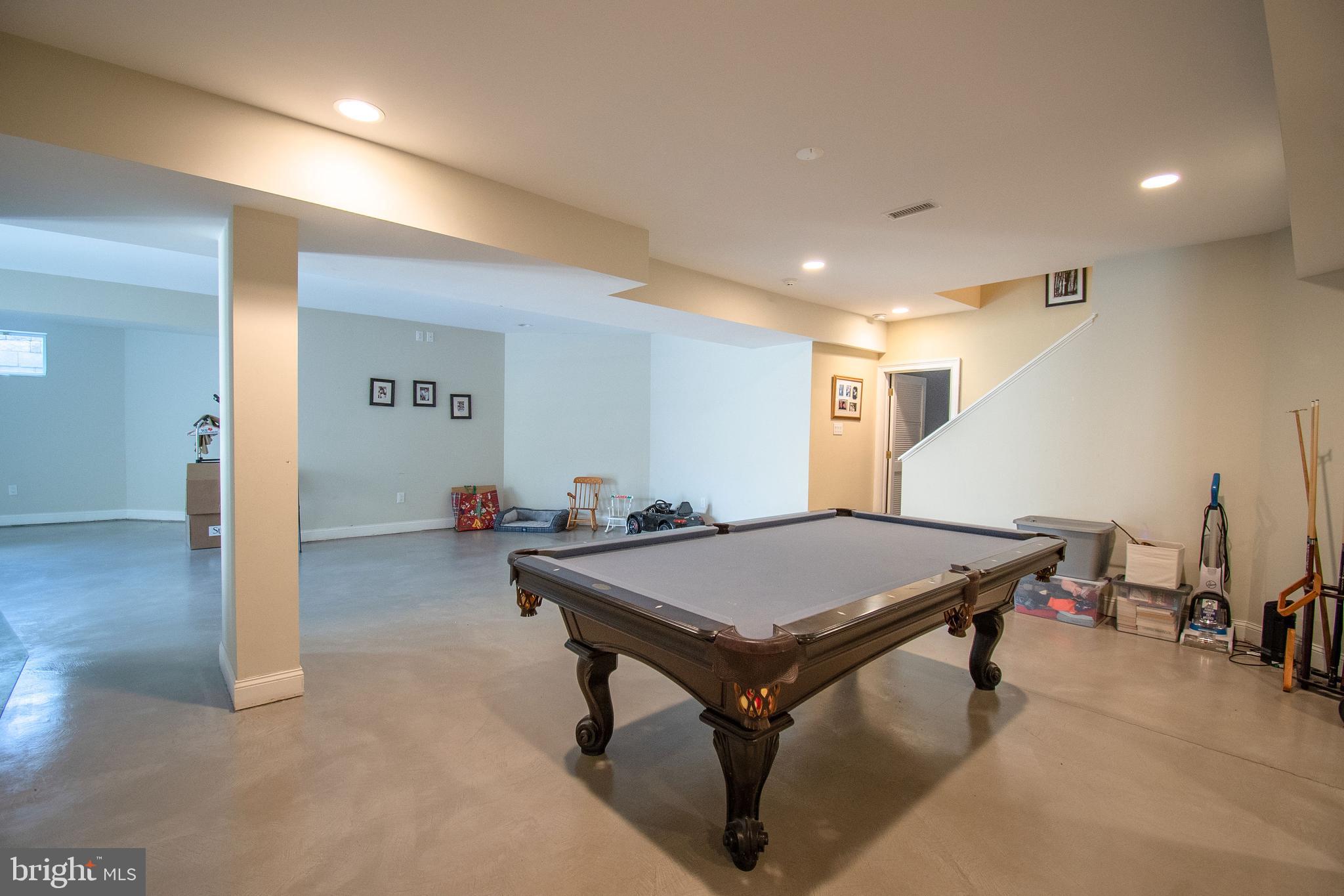 DOLINGTON - Residential