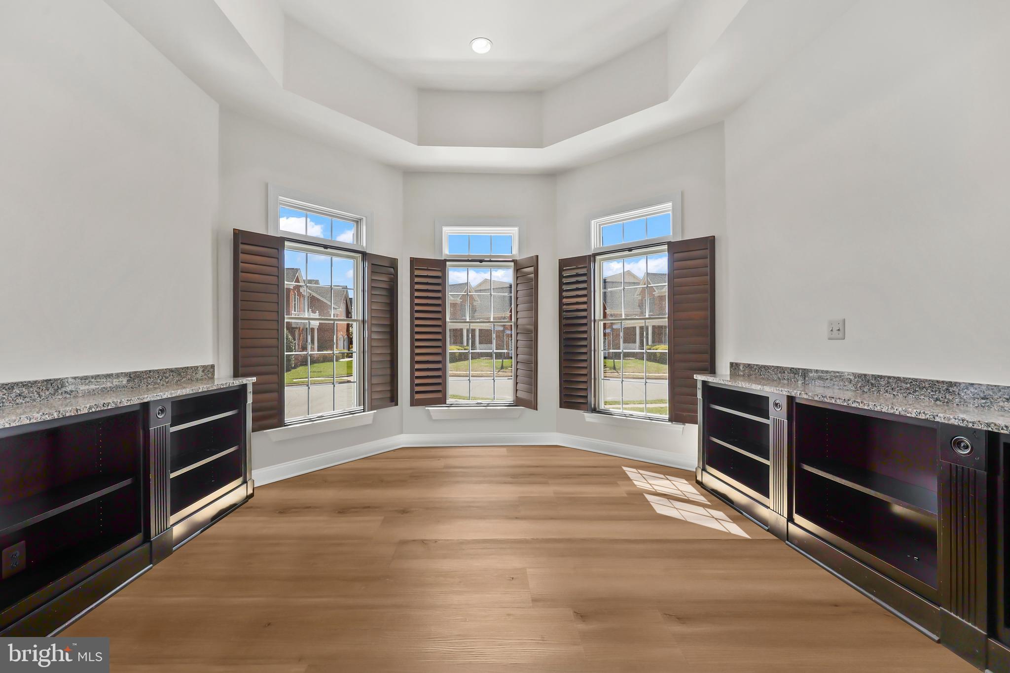 LOUDOUN VALLEY ESTATES 2 - Residential