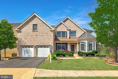 Photo of 43341 Barnstead Drive, ASHBURN, VA 20148 (MLS # VALO2122200)