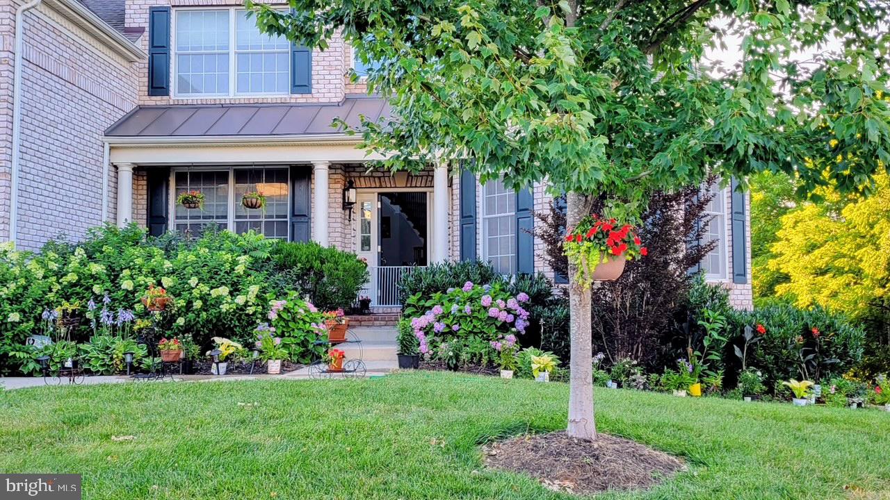 LOUDOUN VALLEY ESTATES 2 - Residential