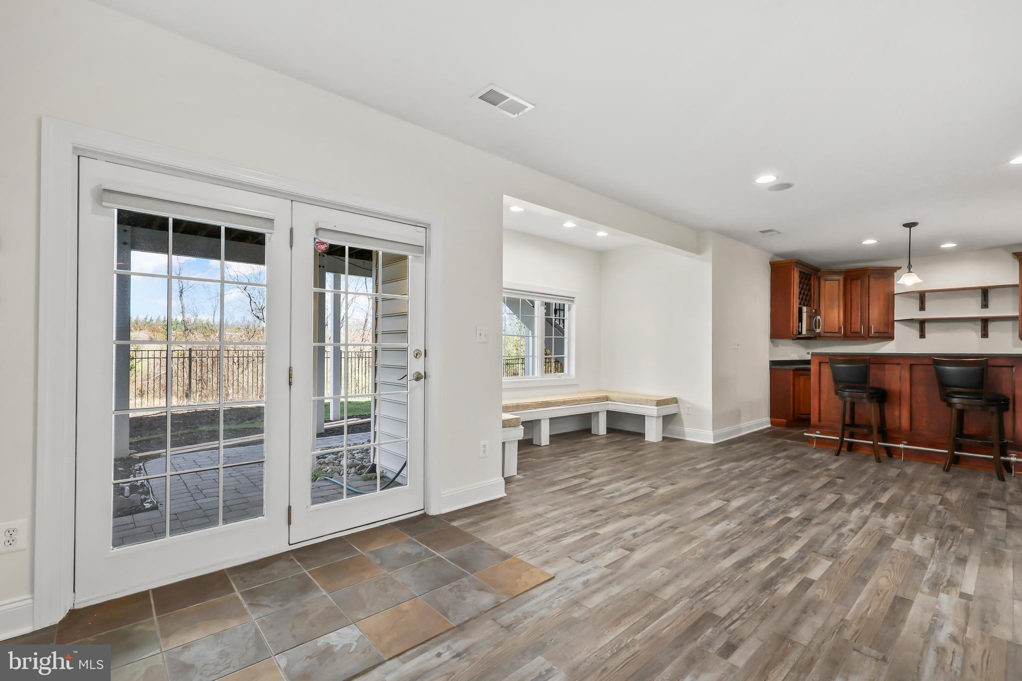 LOUDOUN VALLEY ESTATES 2 - Residential