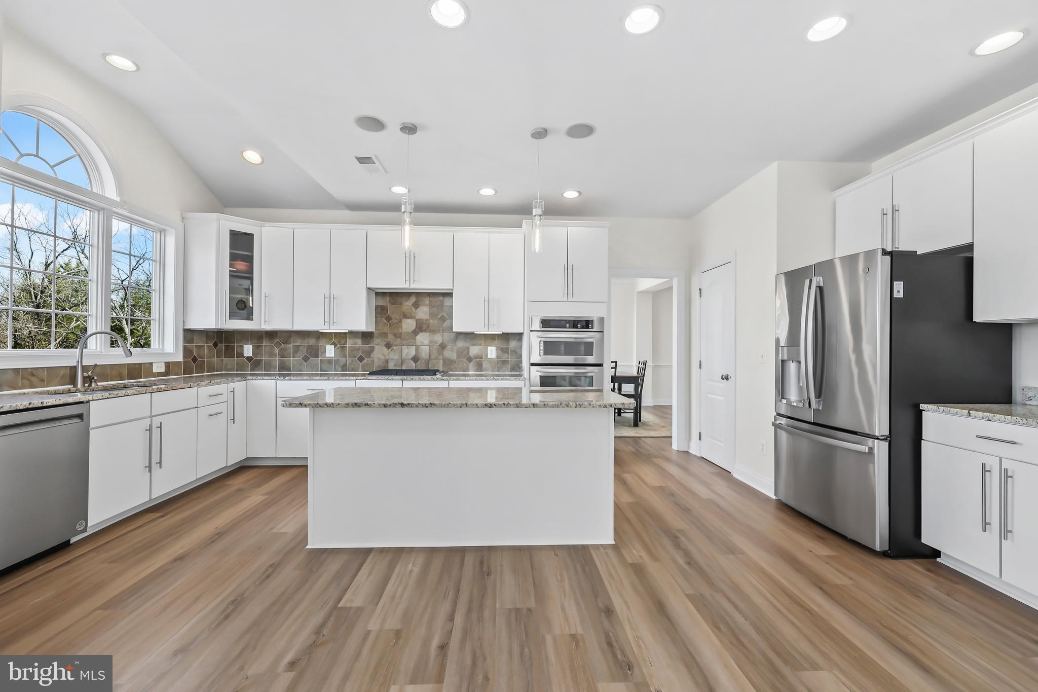 LOUDOUN VALLEY ESTATES 2 - Residential