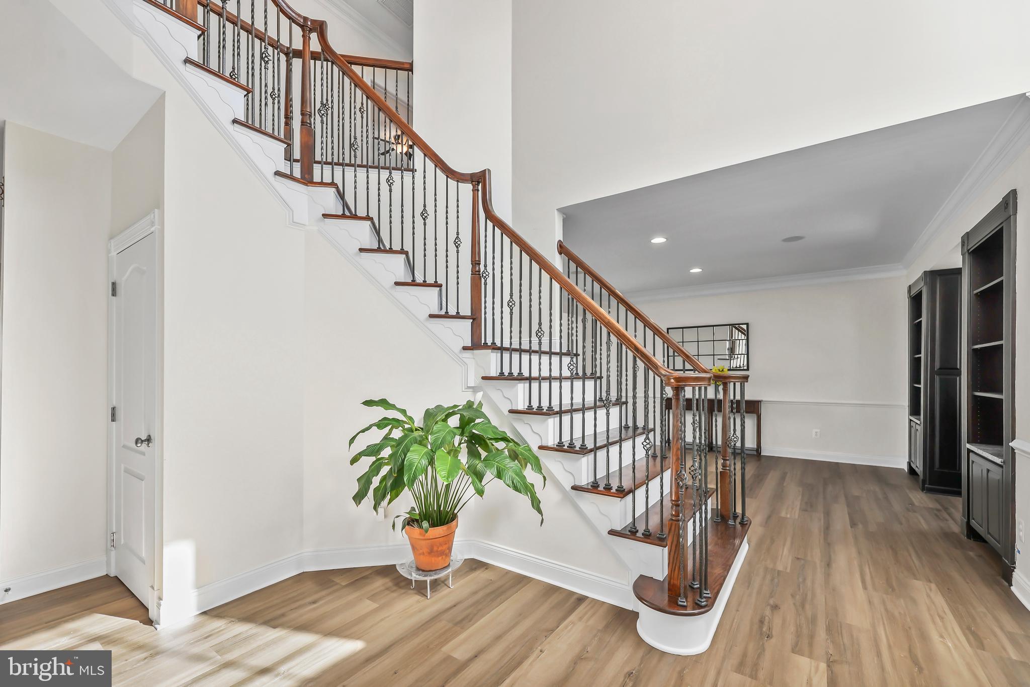 LOUDOUN VALLEY ESTATES 2 - Residential