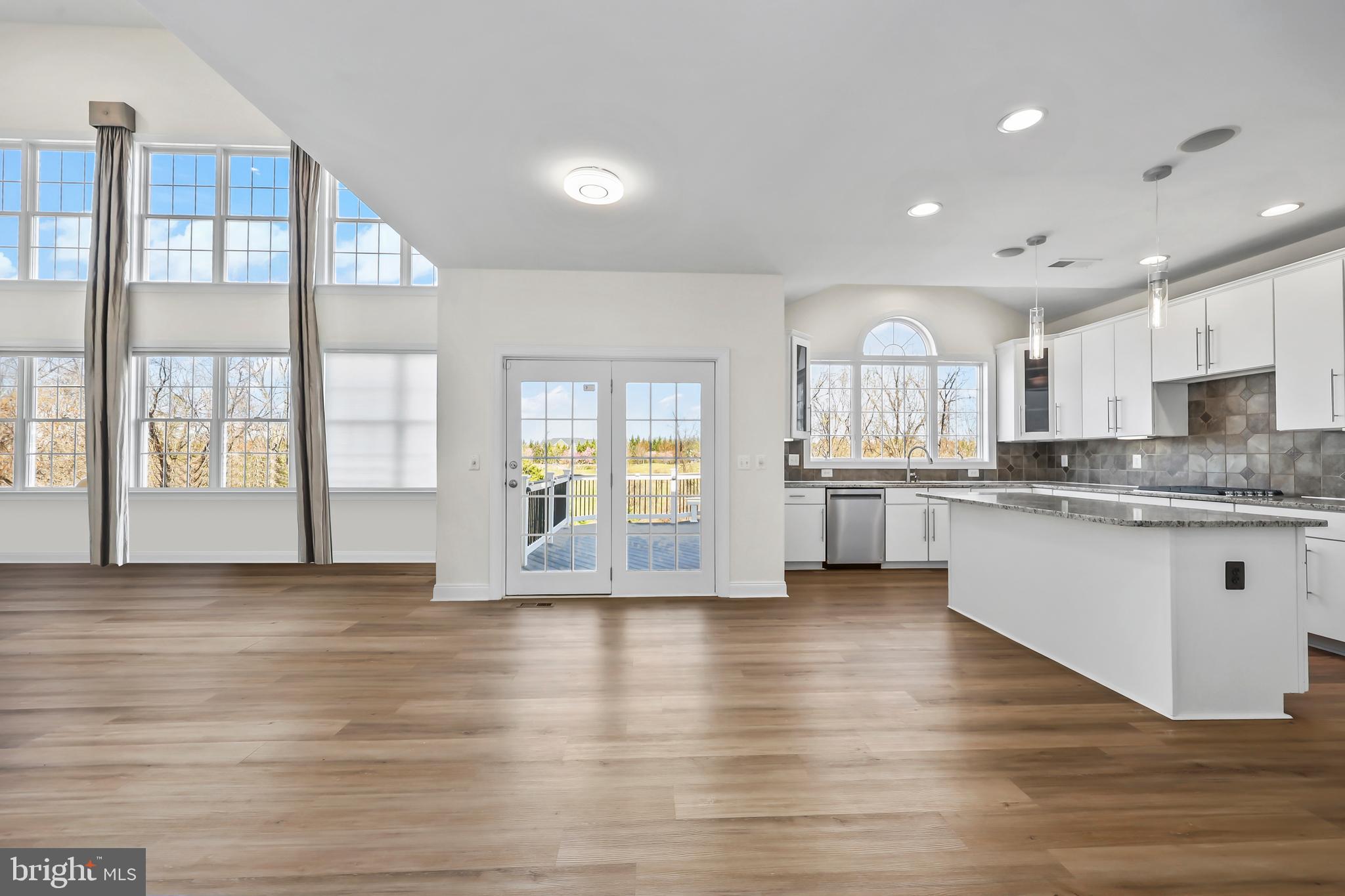 LOUDOUN VALLEY ESTATES 2 - Residential