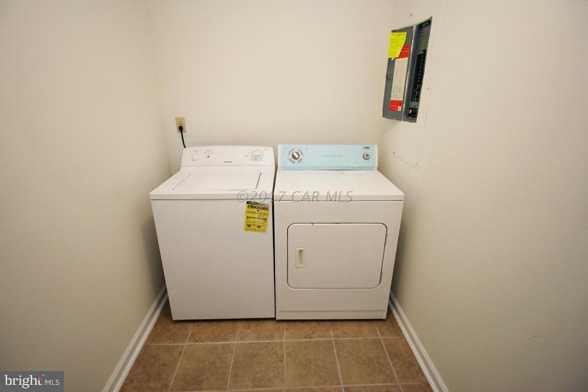 HUNTERS MILL - Residential