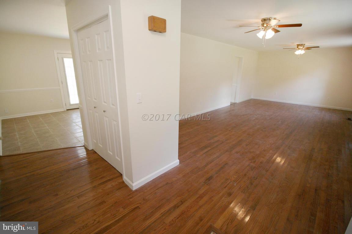 HUNTERS MILL - Residential