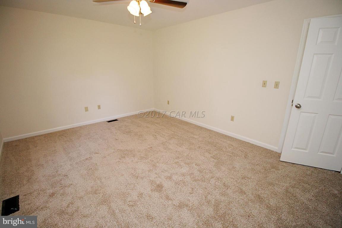 HUNTERS MILL - Residential