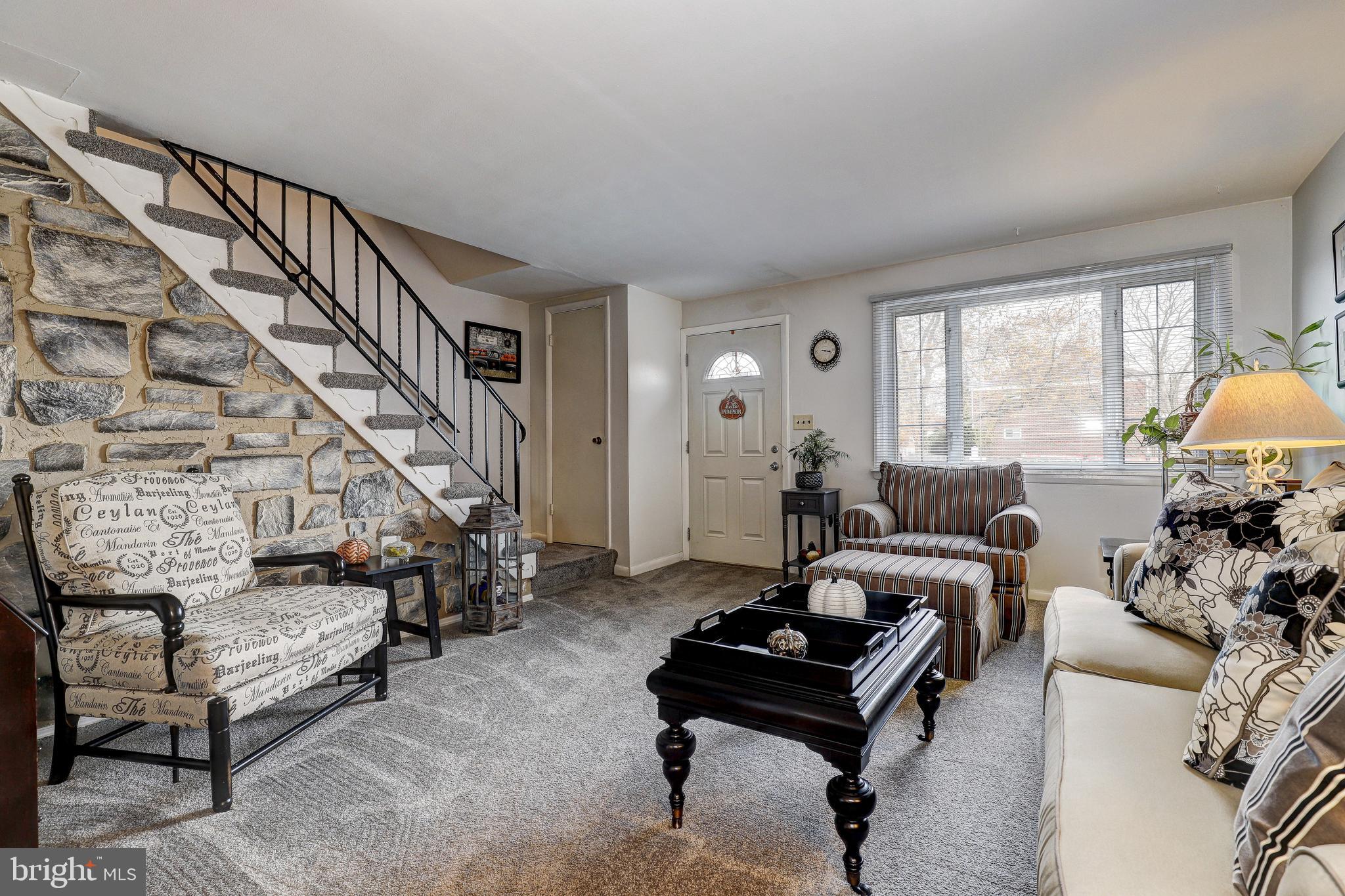 WILKER COURT - Residential