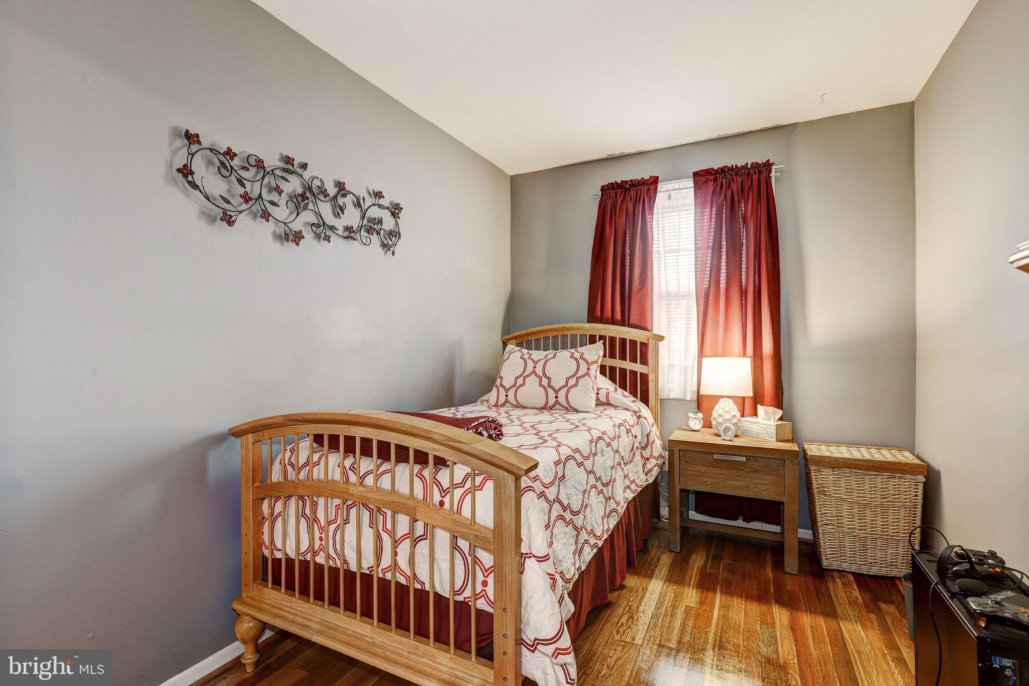 WILKER COURT - Residential