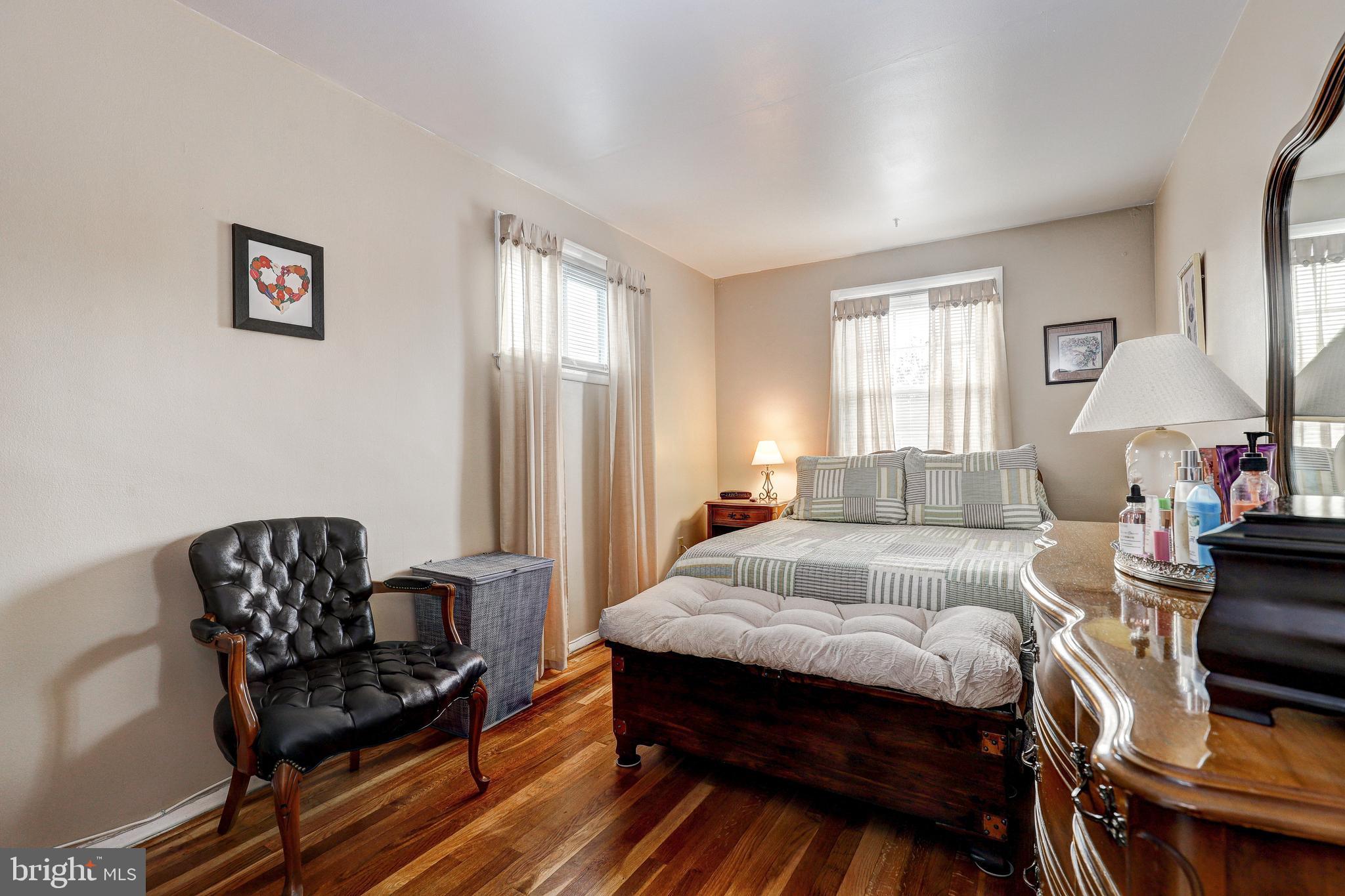 WILKER COURT - Residential