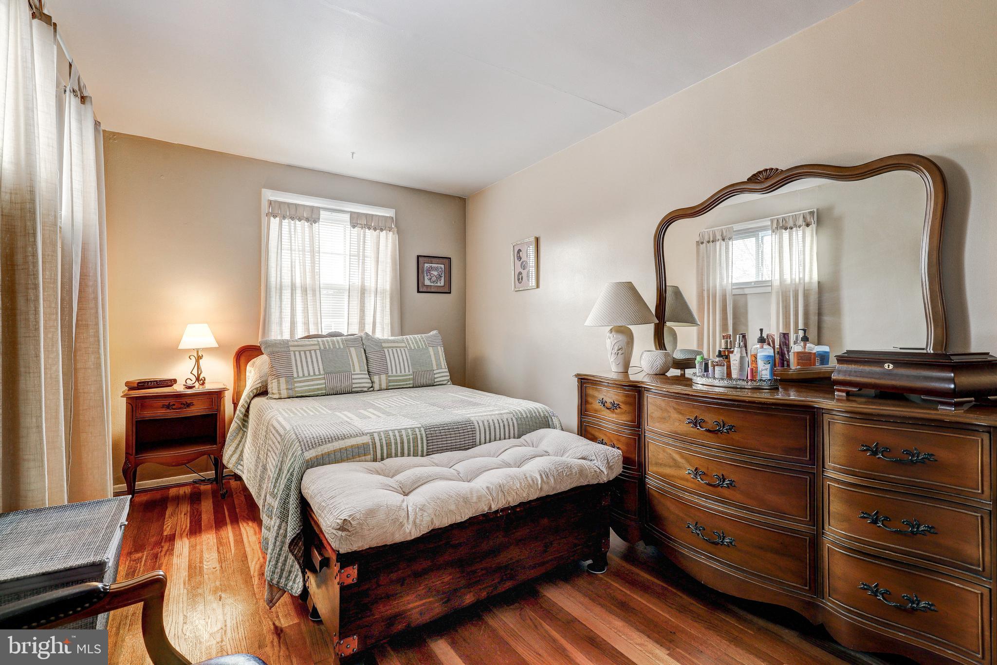 WILKER COURT - Residential