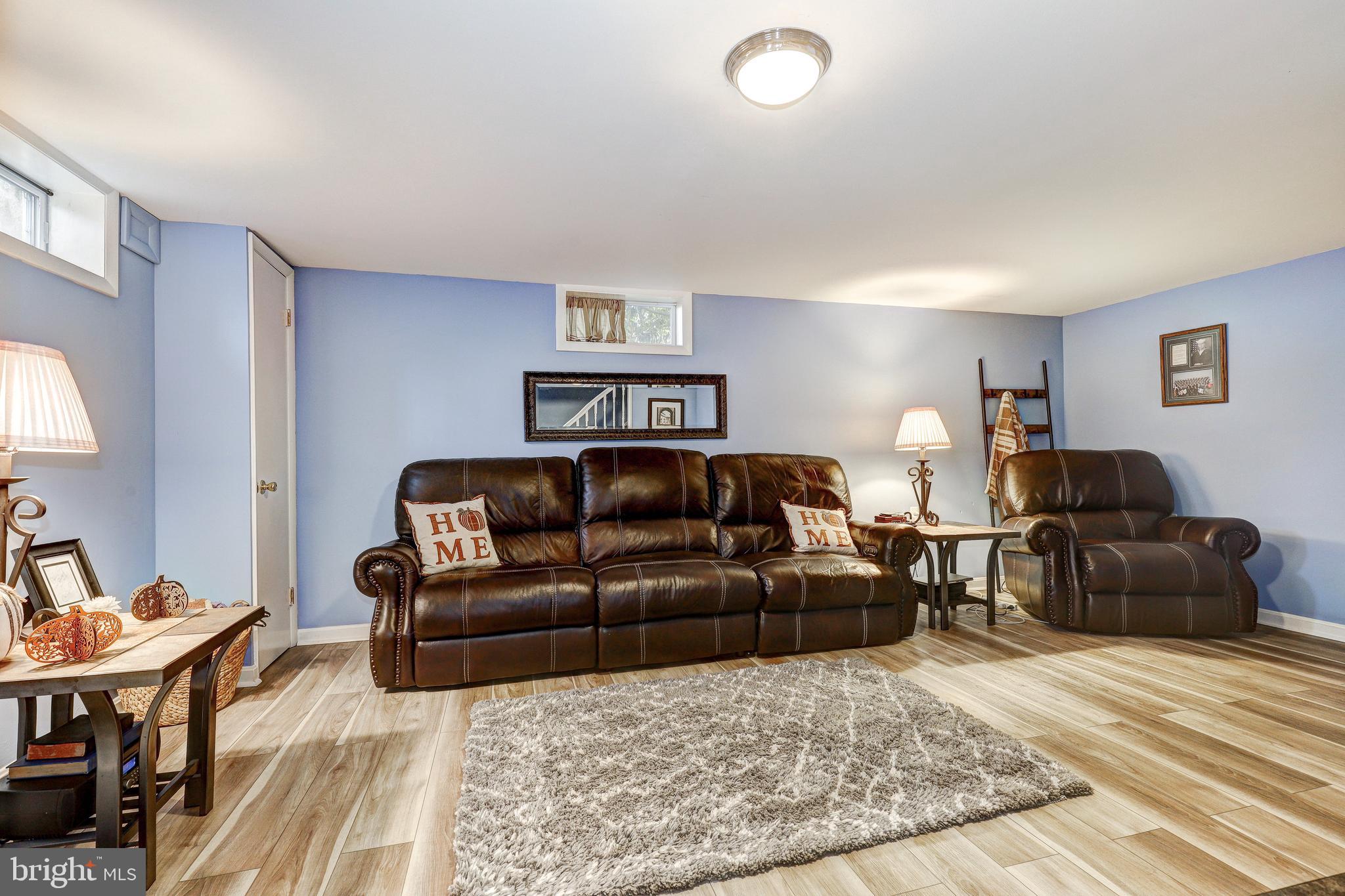 WILKER COURT - Residential