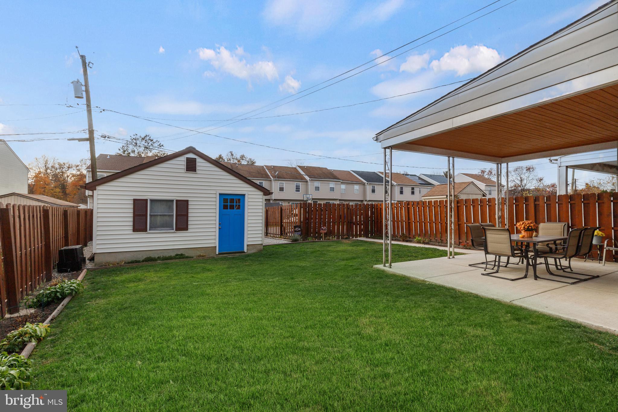 WILKER COURT - Residential