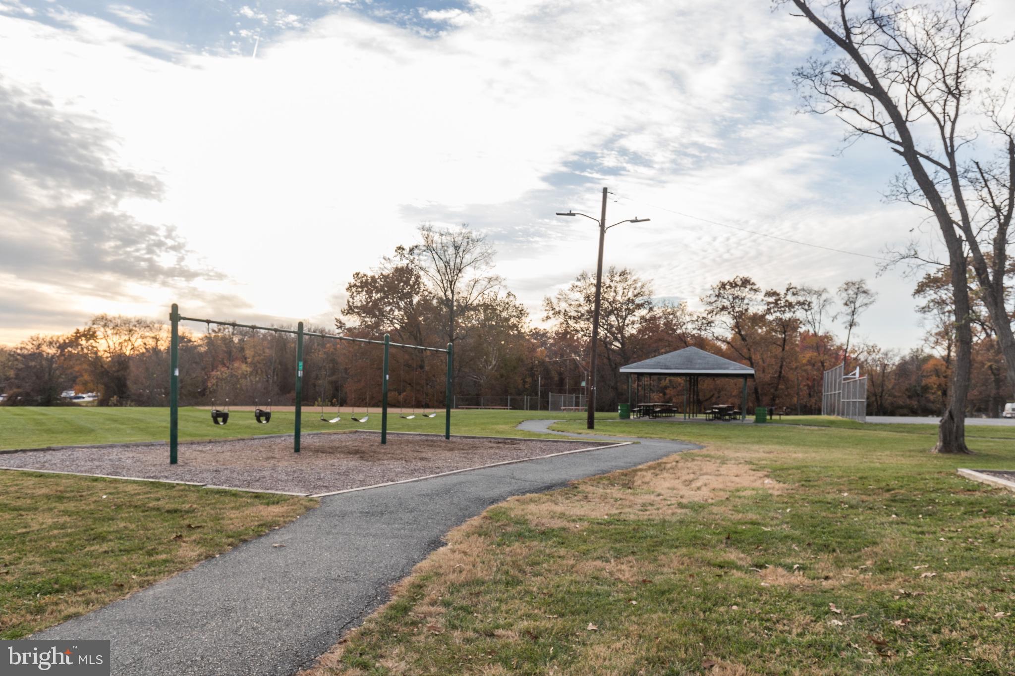 WILKER COURT - Residential