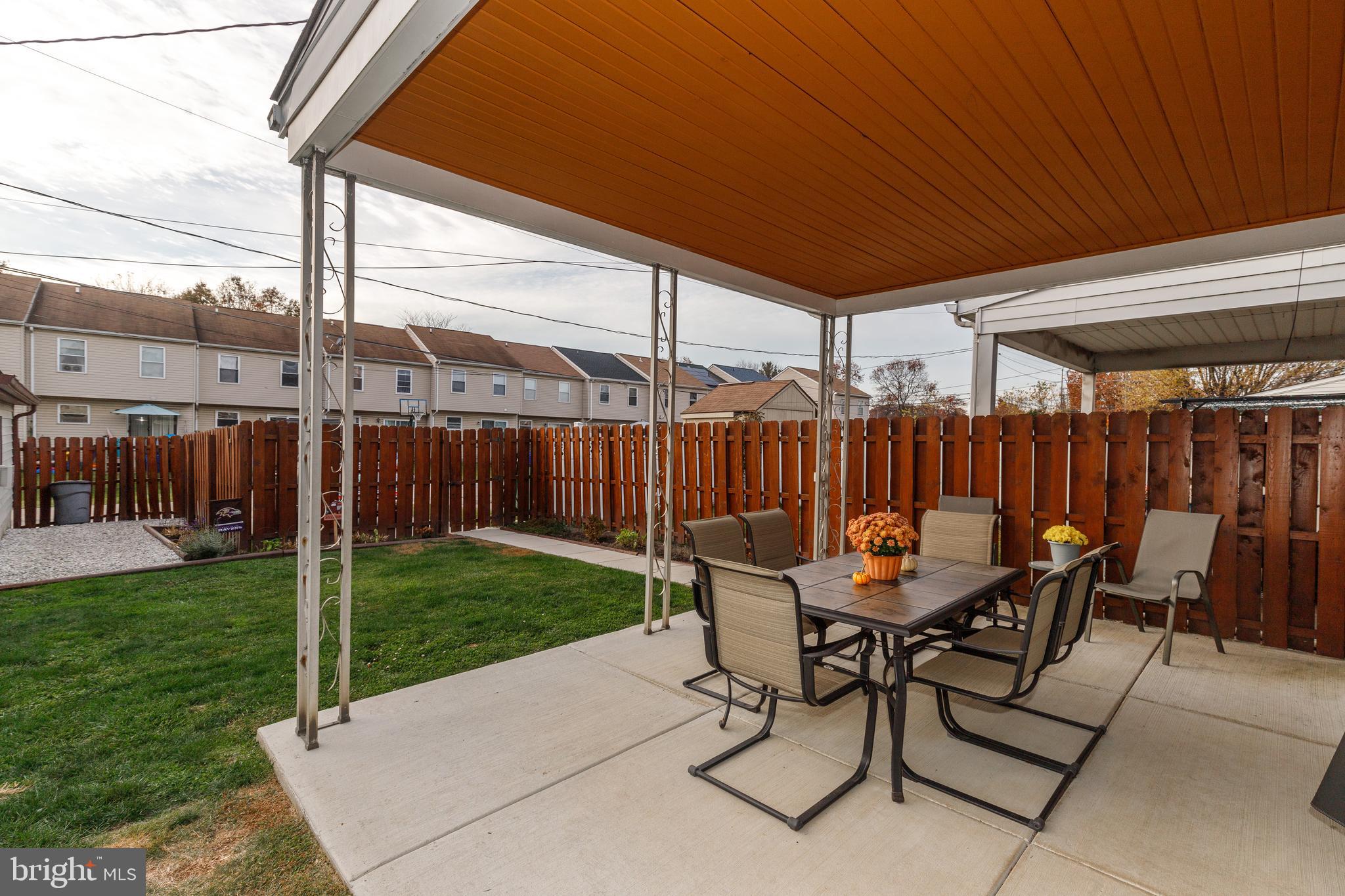 WILKER COURT - Residential