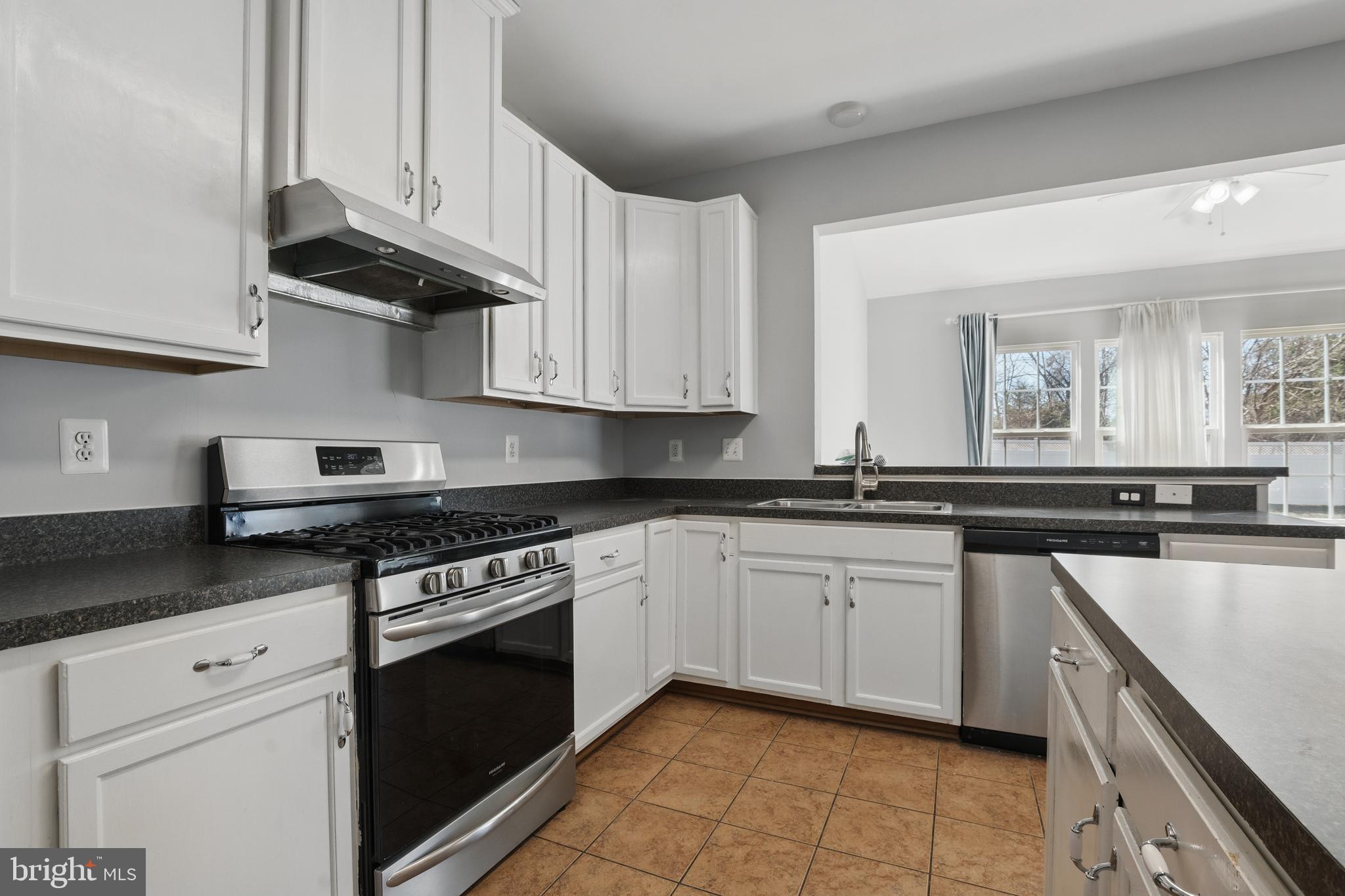 WASHINGTON OVERLOOK - Residential