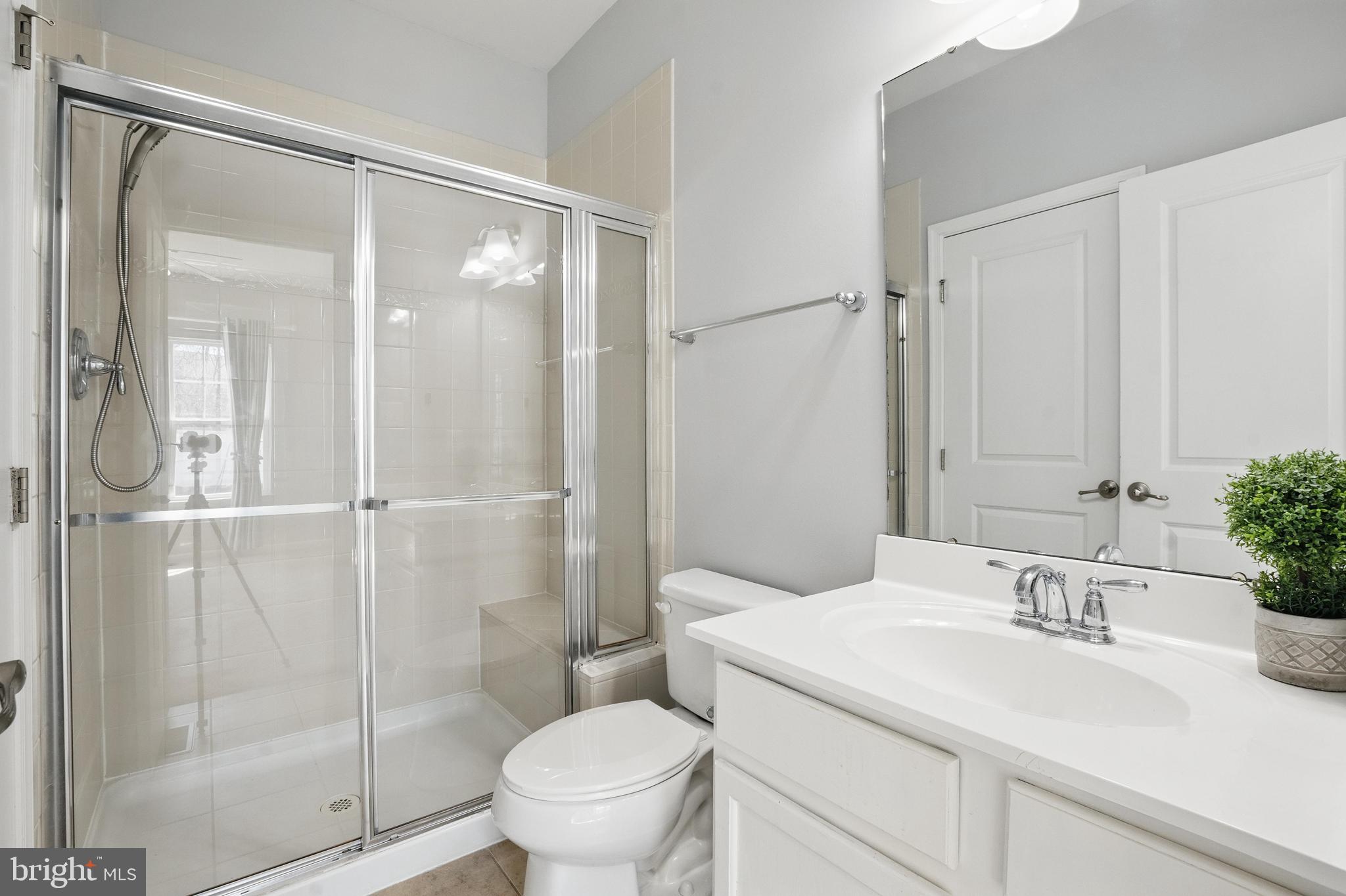 WASHINGTON OVERLOOK - Residential