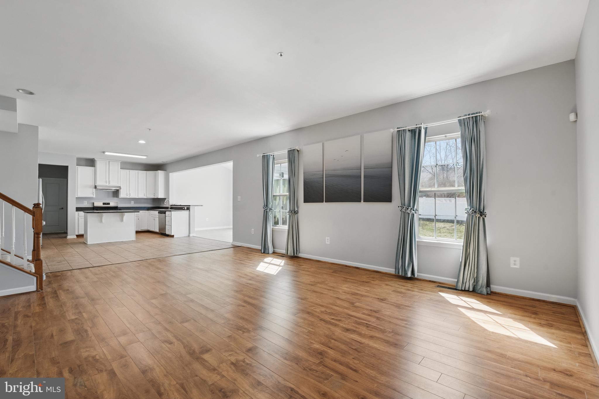 WASHINGTON OVERLOOK - Residential