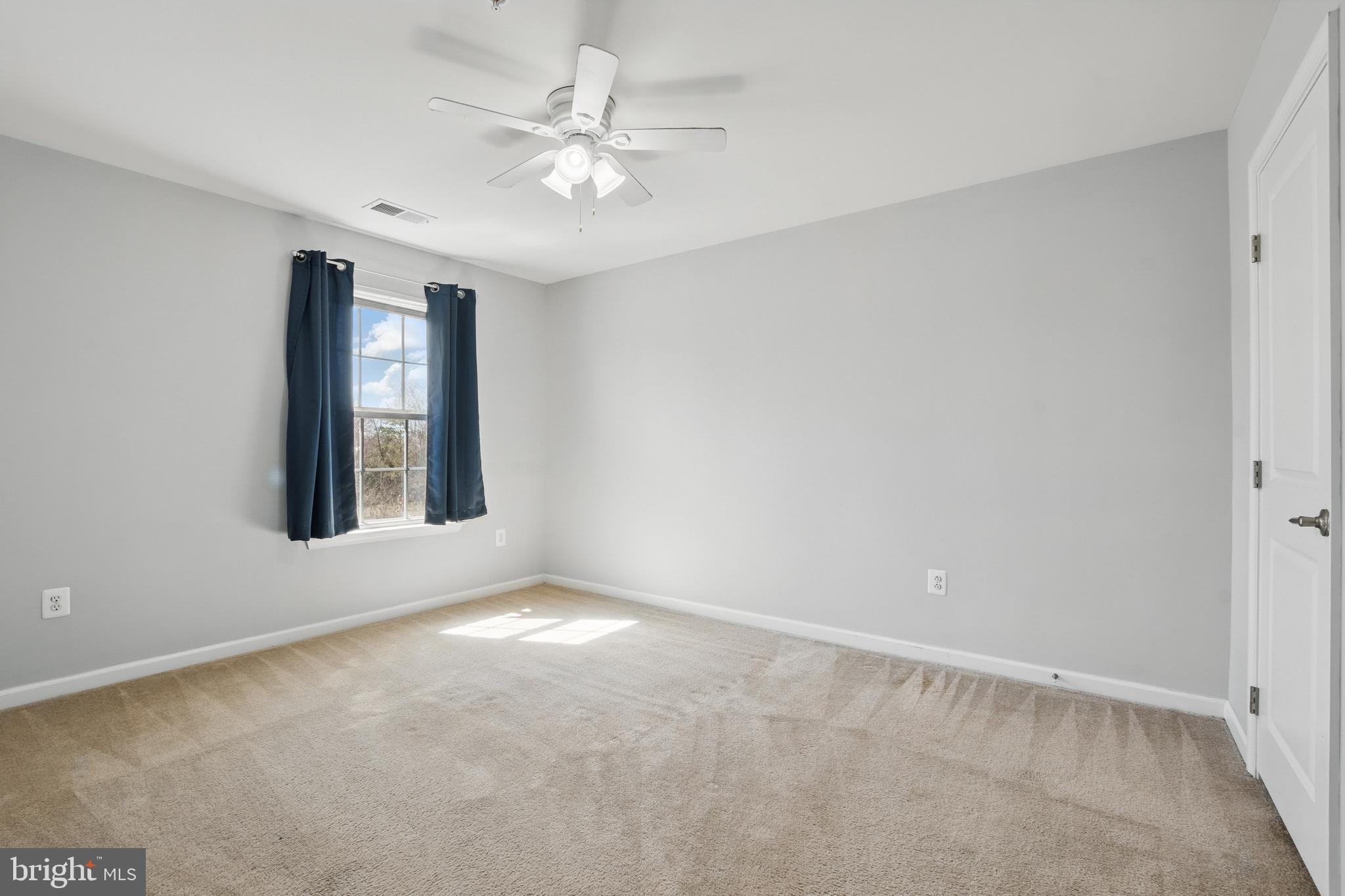 WASHINGTON OVERLOOK - Residential