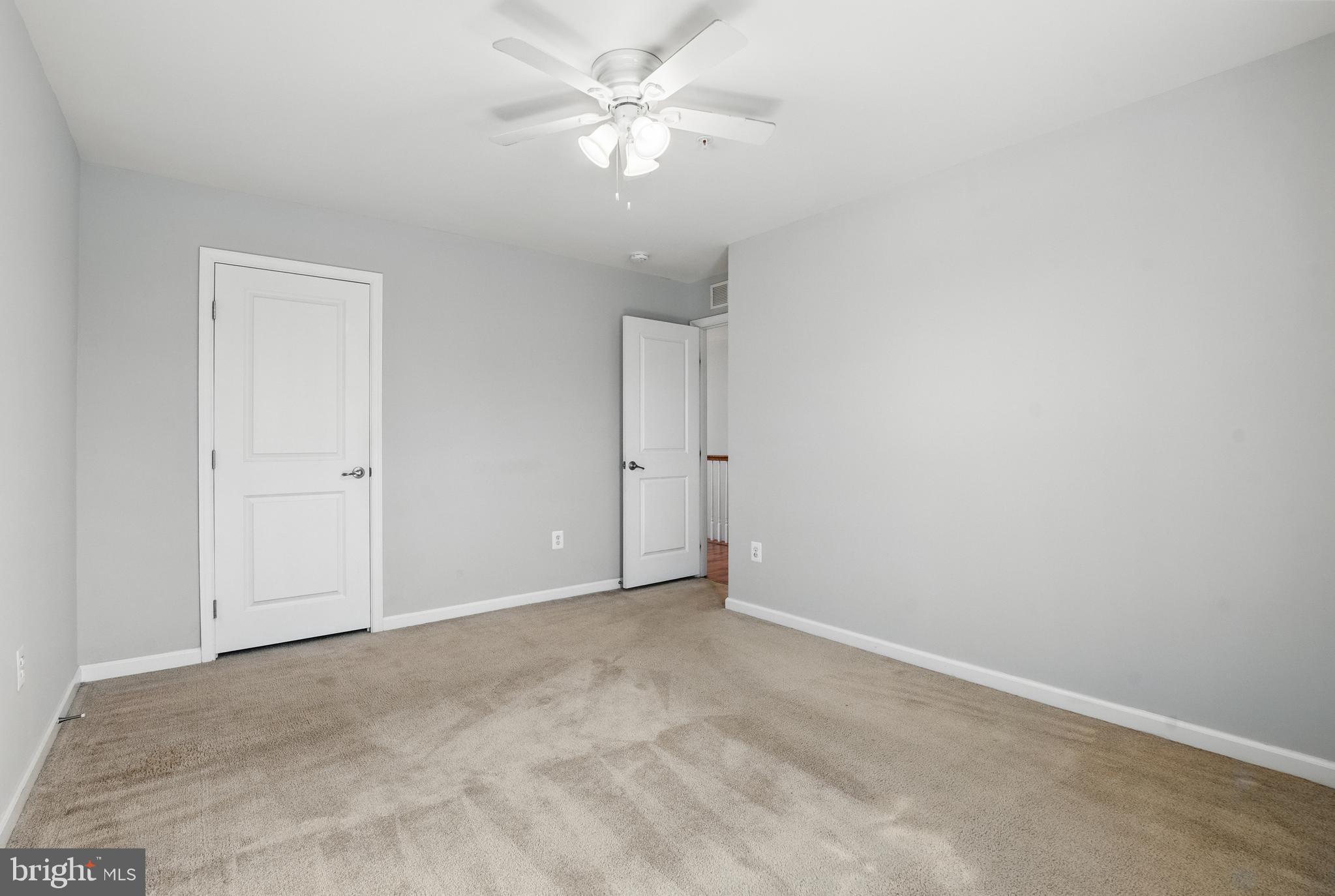 WASHINGTON OVERLOOK - Residential