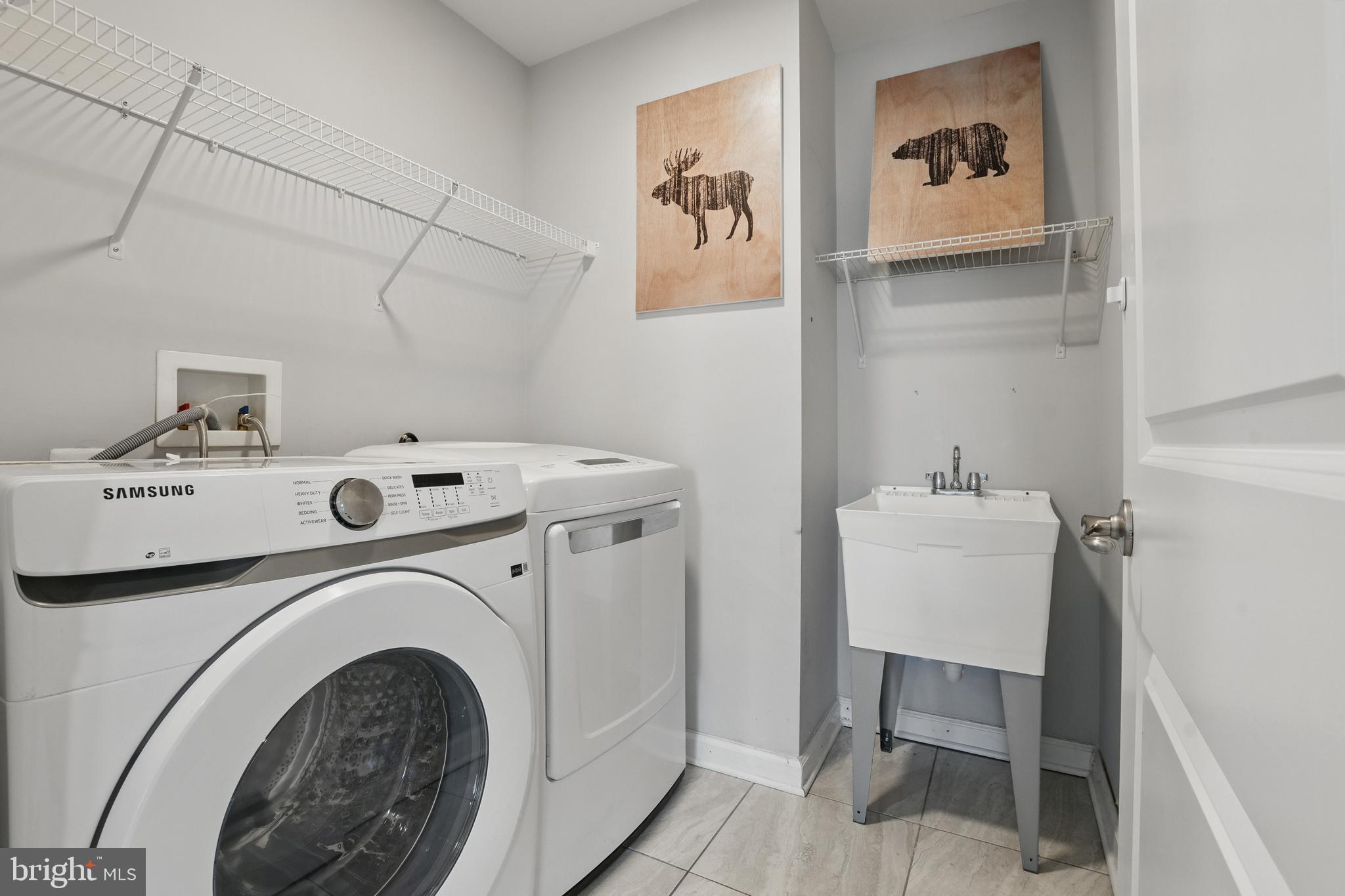 WASHINGTON OVERLOOK - Residential