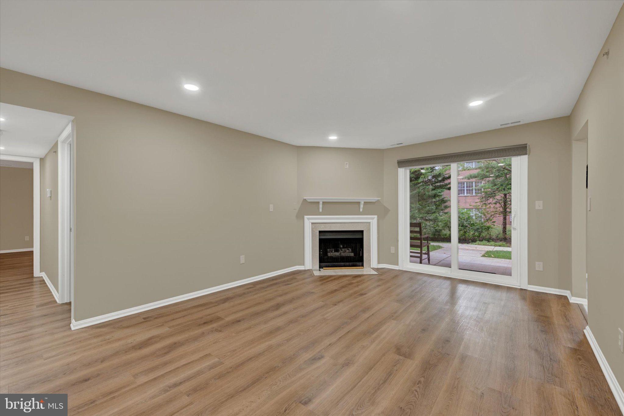 414 ROCKFLEET ROAD 102