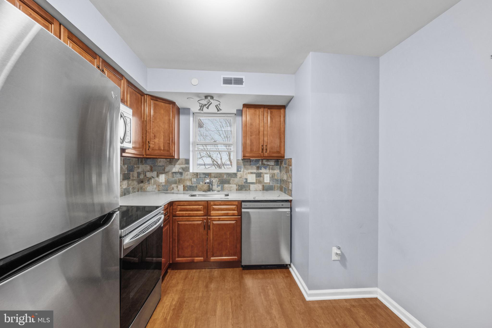 331 GOVERNOR HOUSE CIRCLE