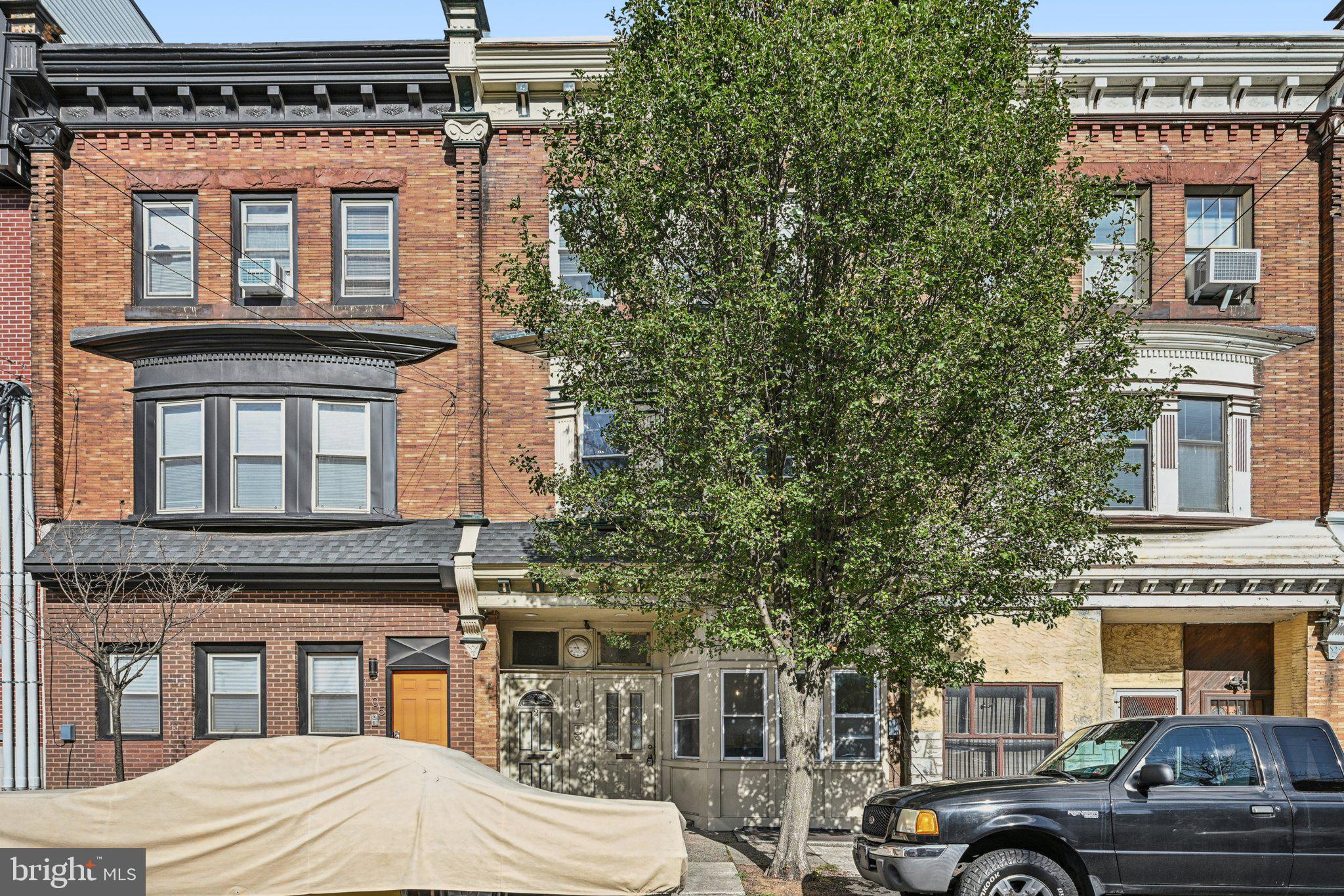 SQUIRREL HILL - Residential Income