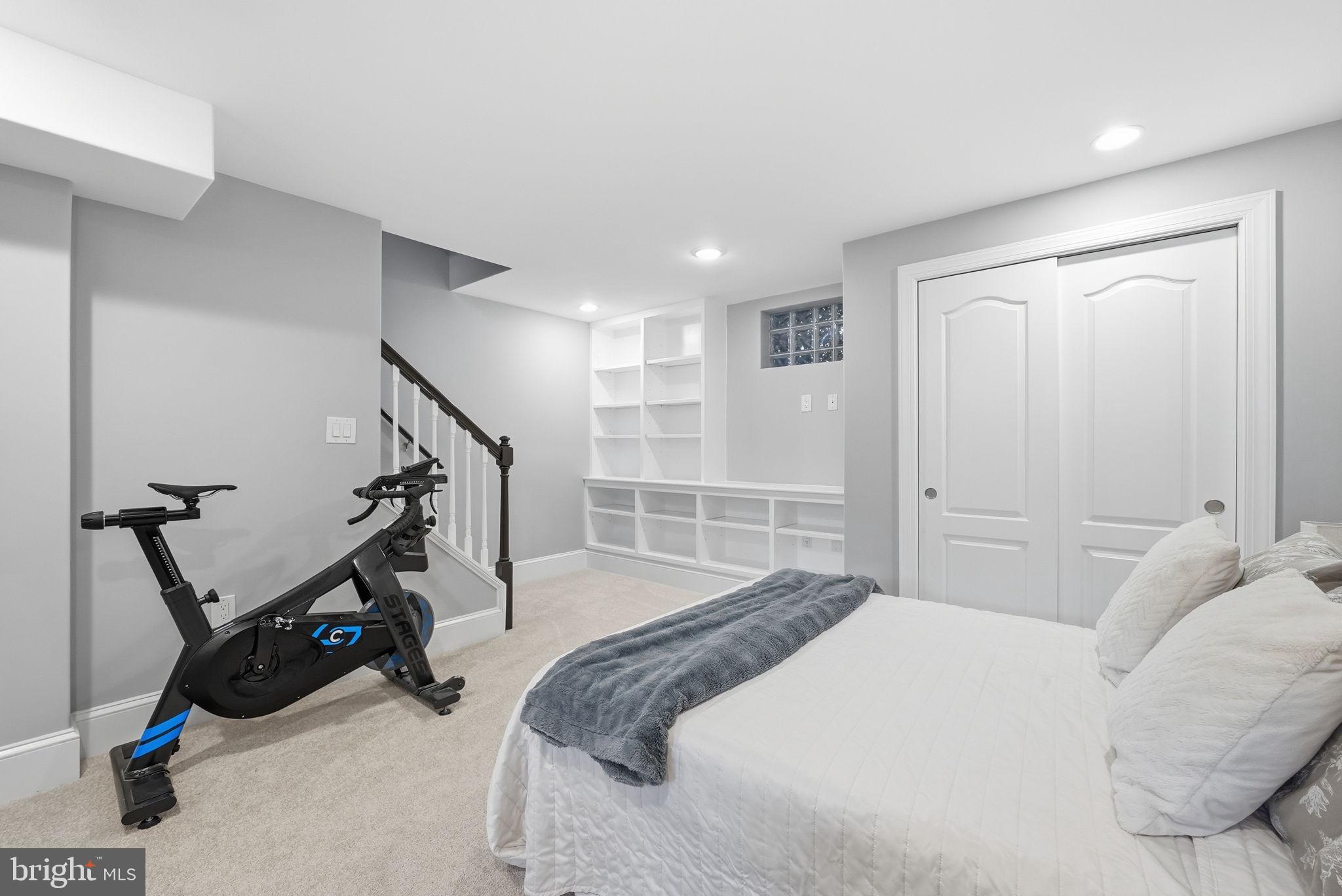 LYNHAVEN/N. DELRAY - Residential