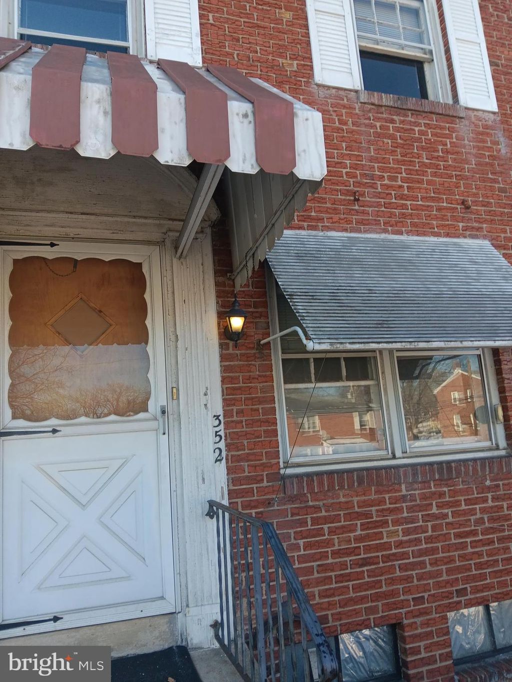 Photo of 352 S 25th Street, HARRISBURG, PA 17104 (MLS # PADA2052132)