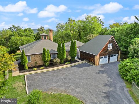393 HIGH KNOB ROAD FRONT ROYAL VA 22630