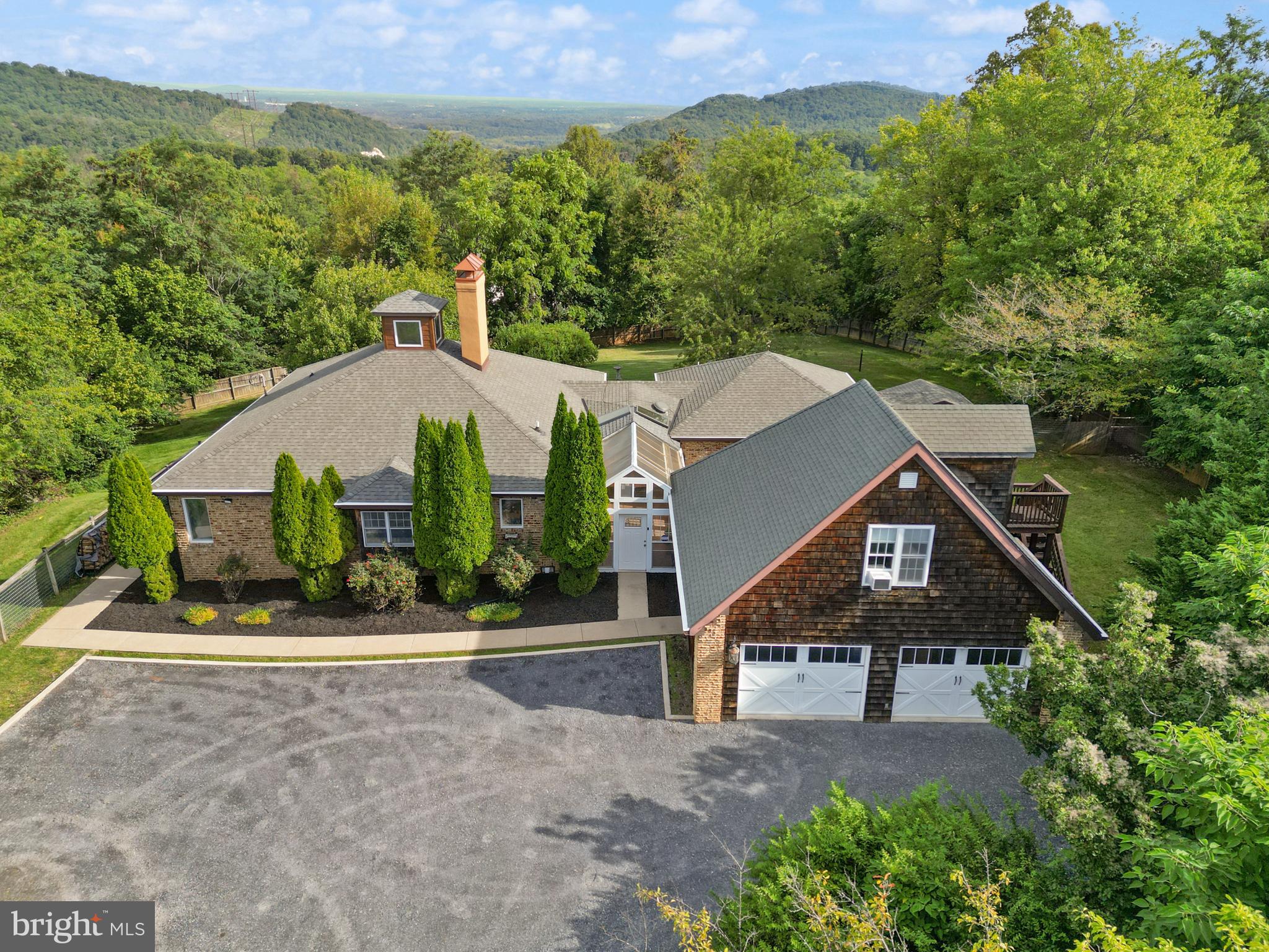 393 HIGH KNOB ROAD