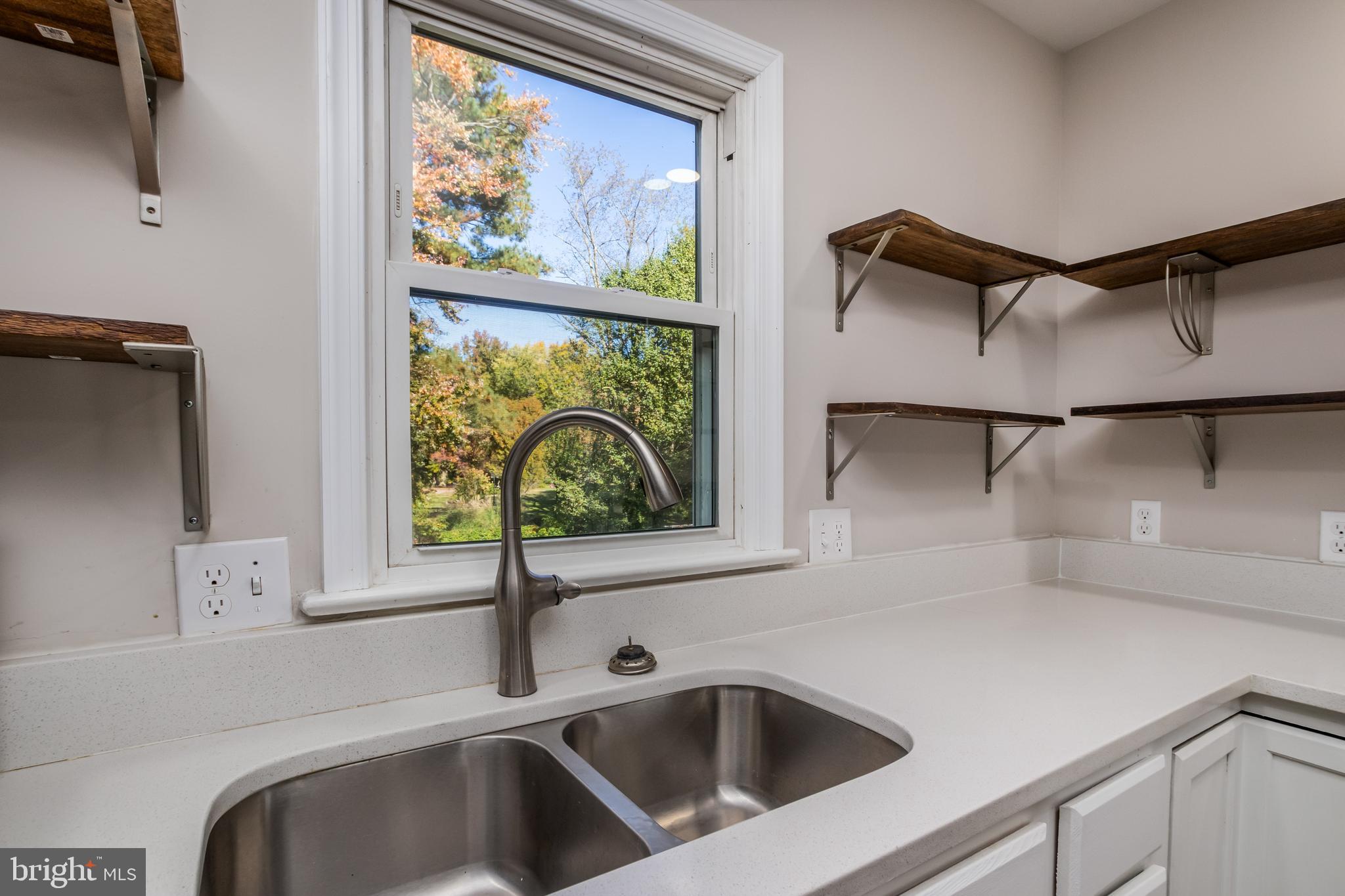 SPOTSWOOD ESTATES - Residential Lease