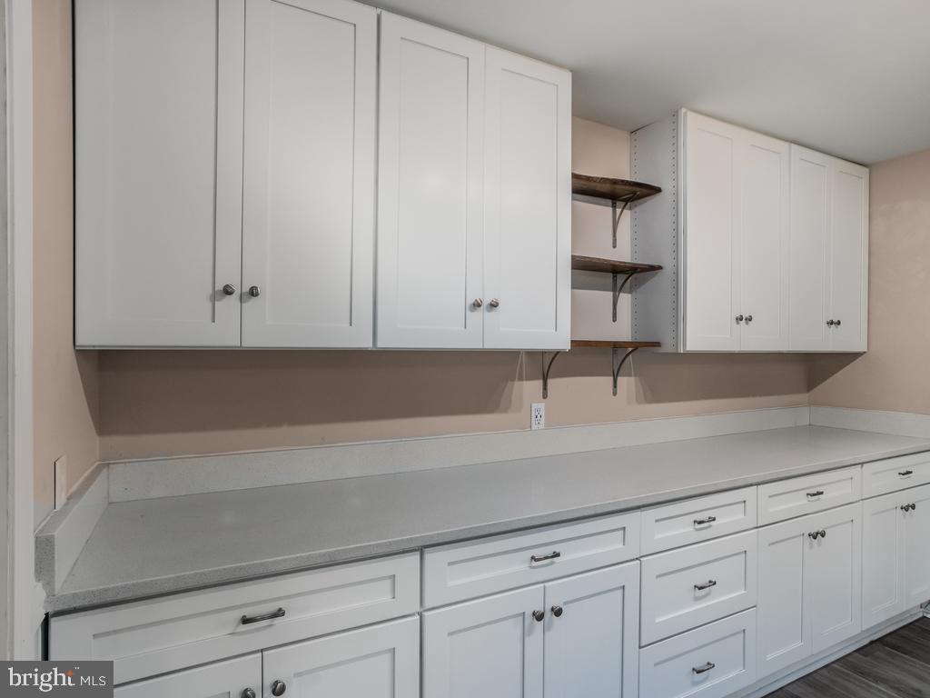 SPOTSWOOD ESTATES - Residential Lease