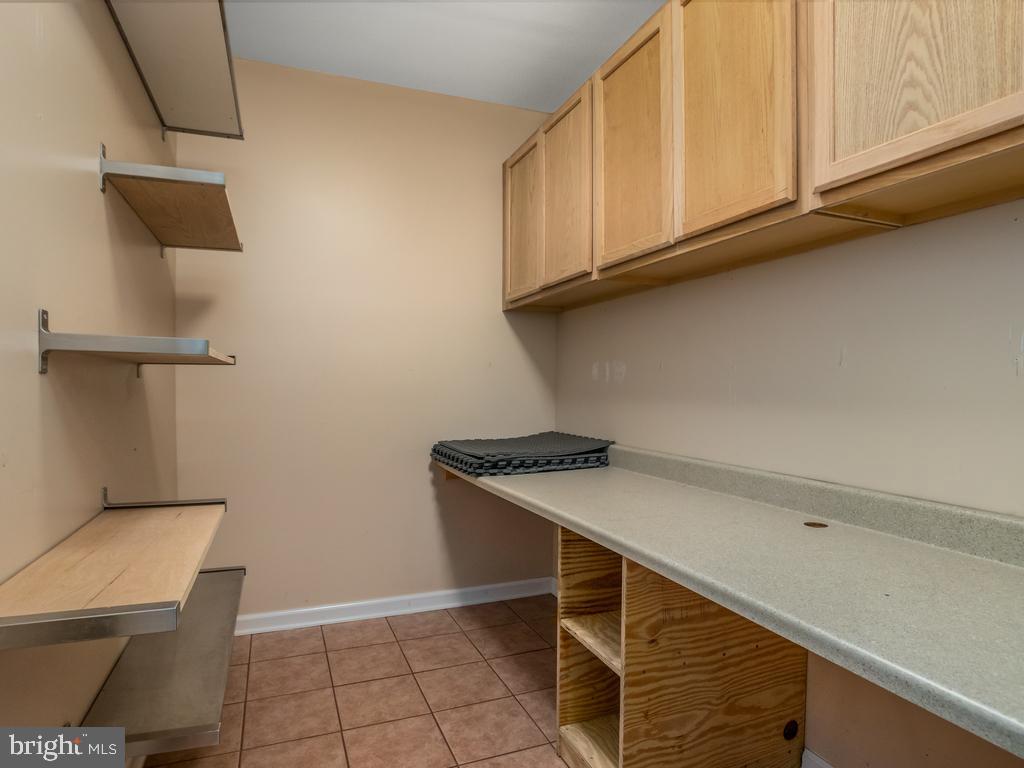 SPOTSWOOD ESTATES - Residential Lease