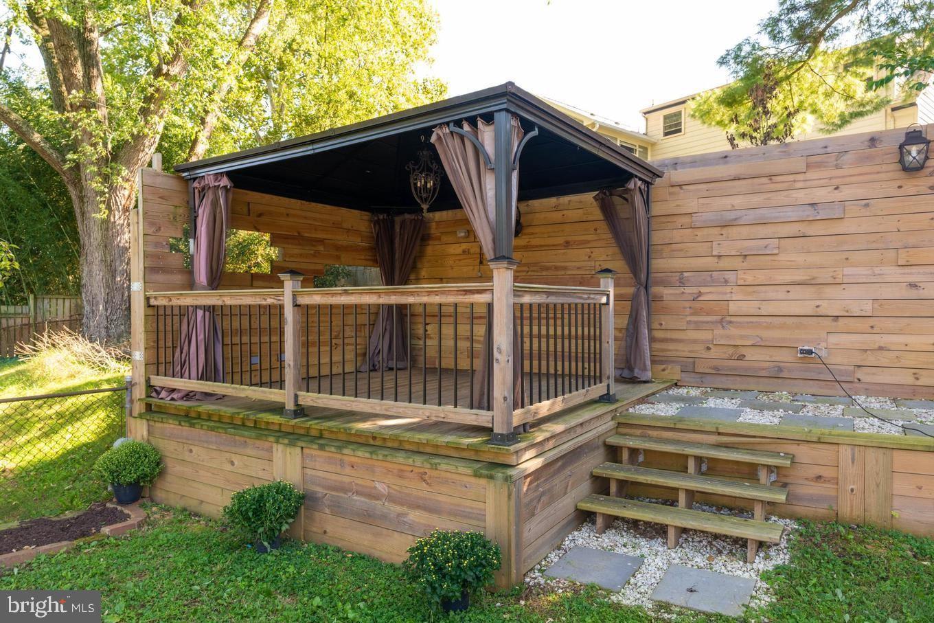 TAYLOR RUN - Residential Lease