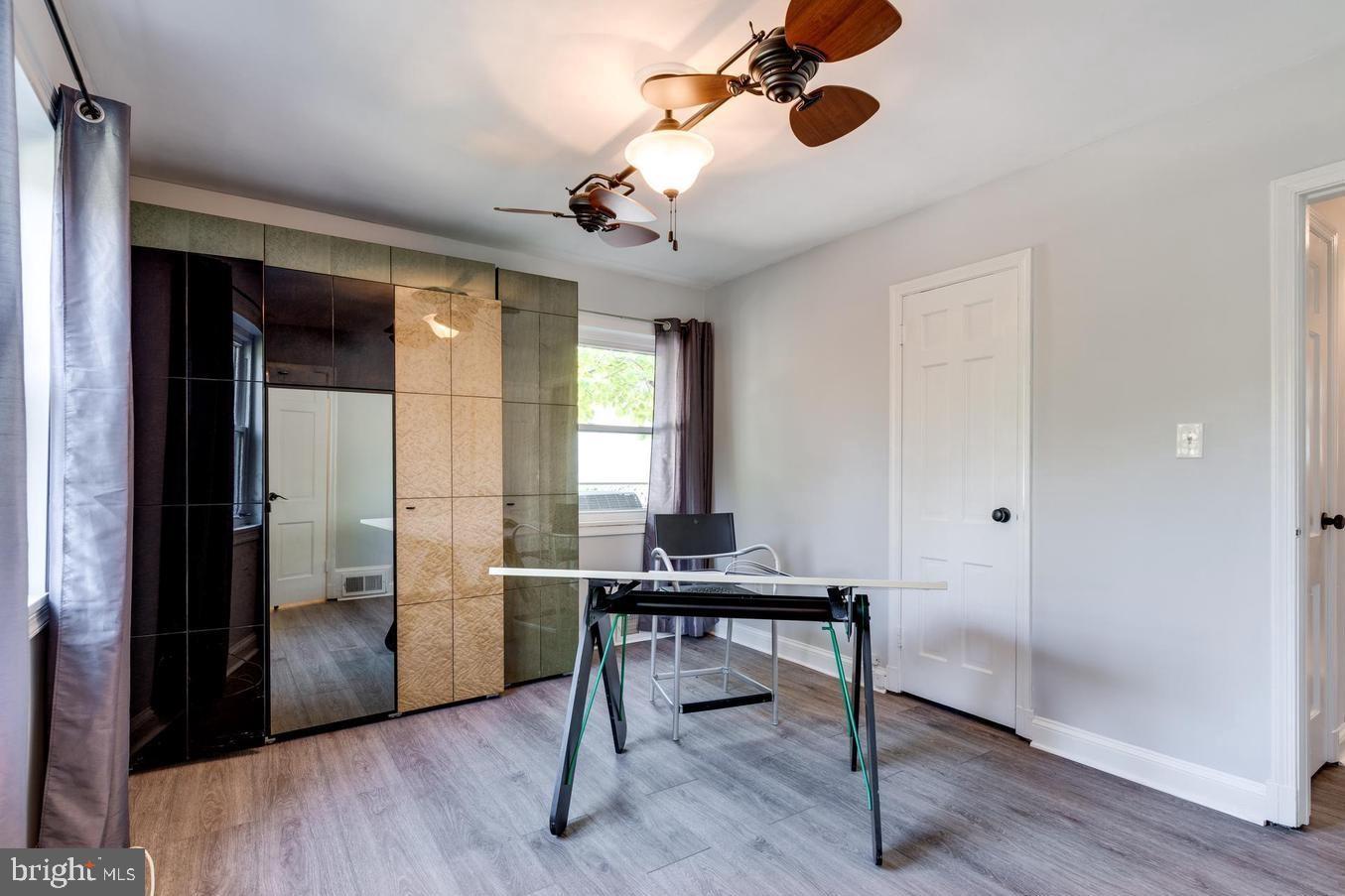 TAYLOR RUN - Residential Lease