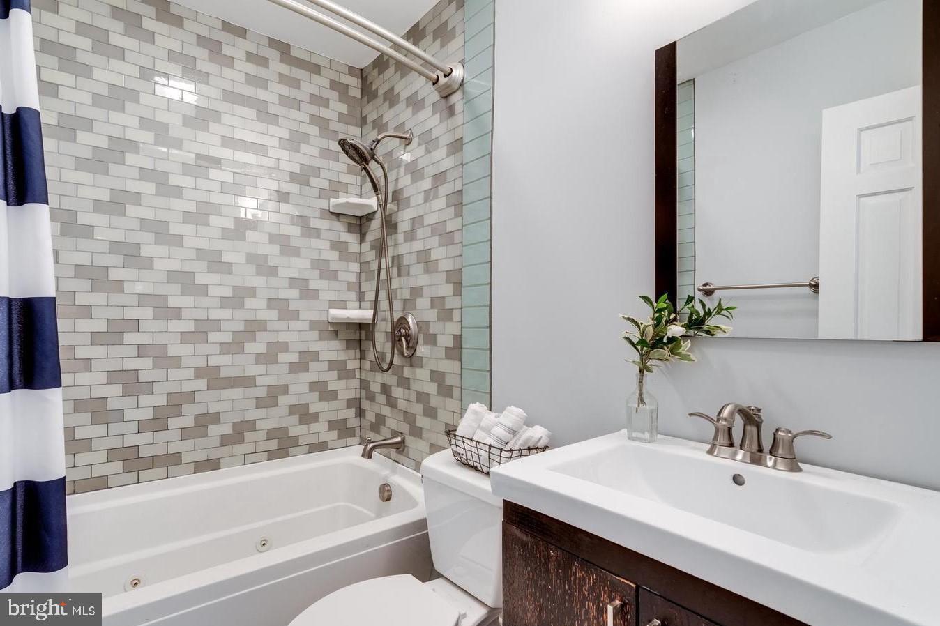 TAYLOR RUN - Residential Lease