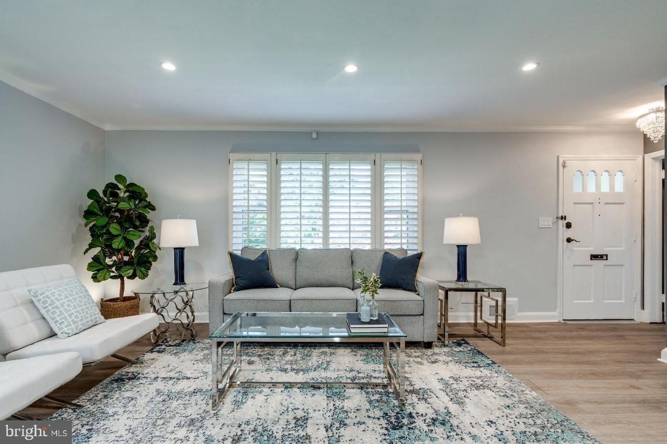 TAYLOR RUN - Residential Lease