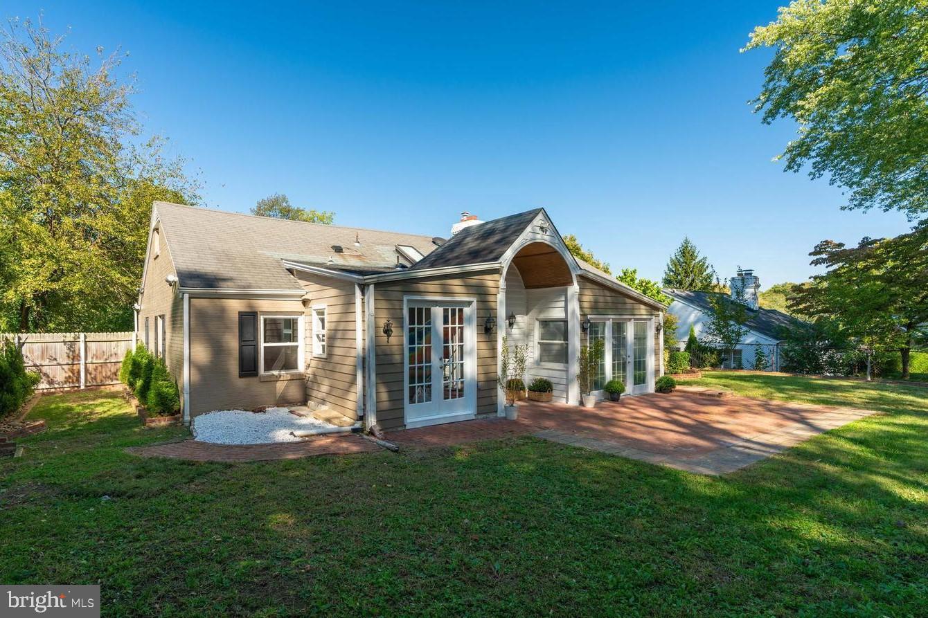 TAYLOR RUN - Residential Lease