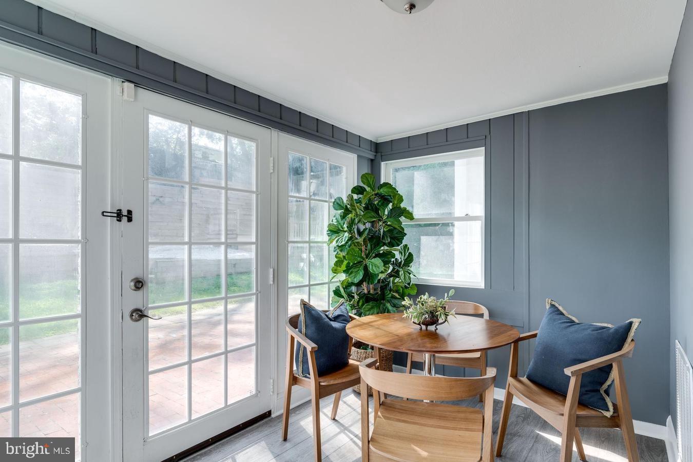 TAYLOR RUN - Residential Lease