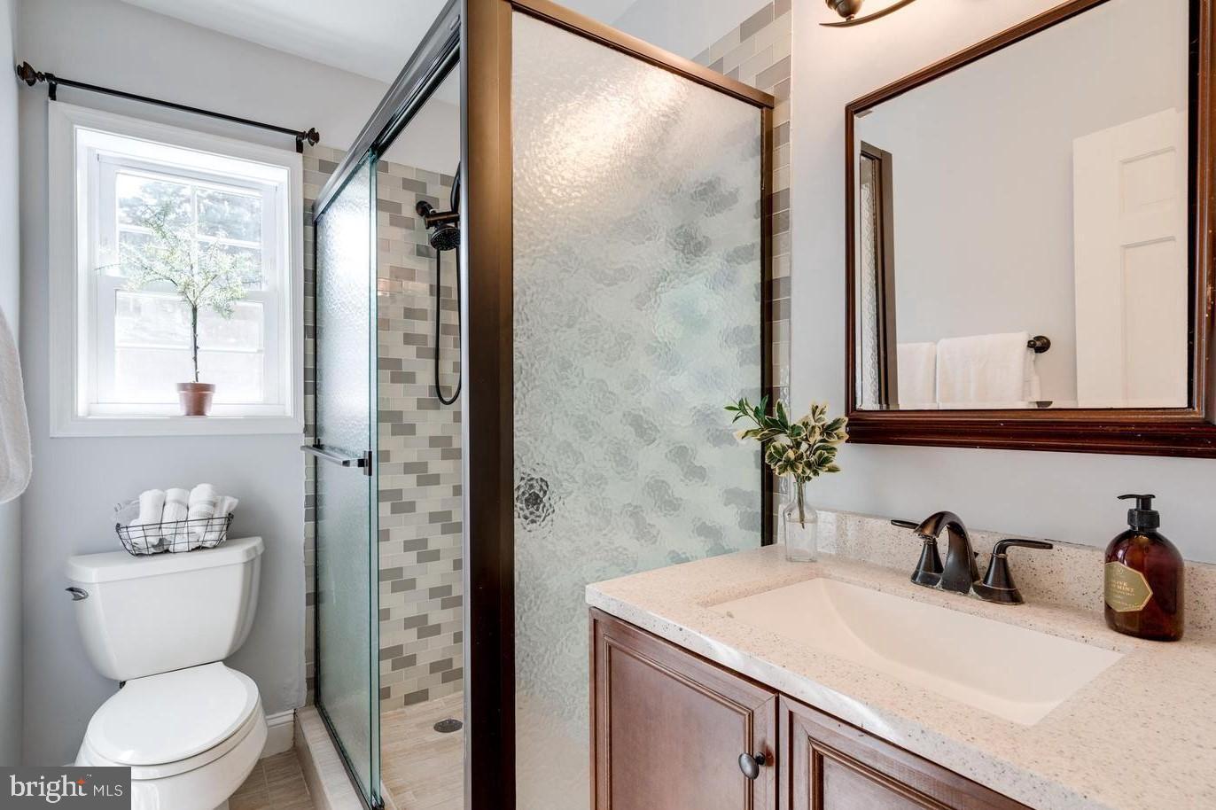 TAYLOR RUN - Residential Lease