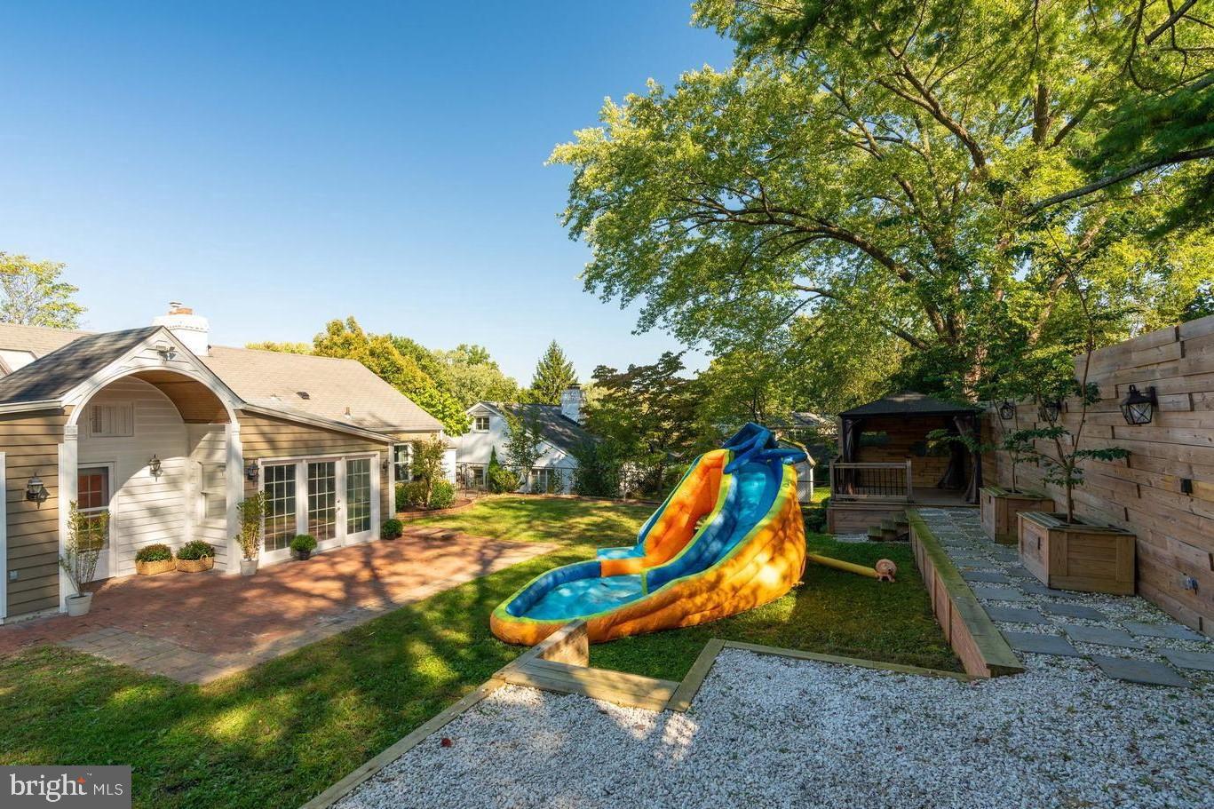 TAYLOR RUN - Residential Lease