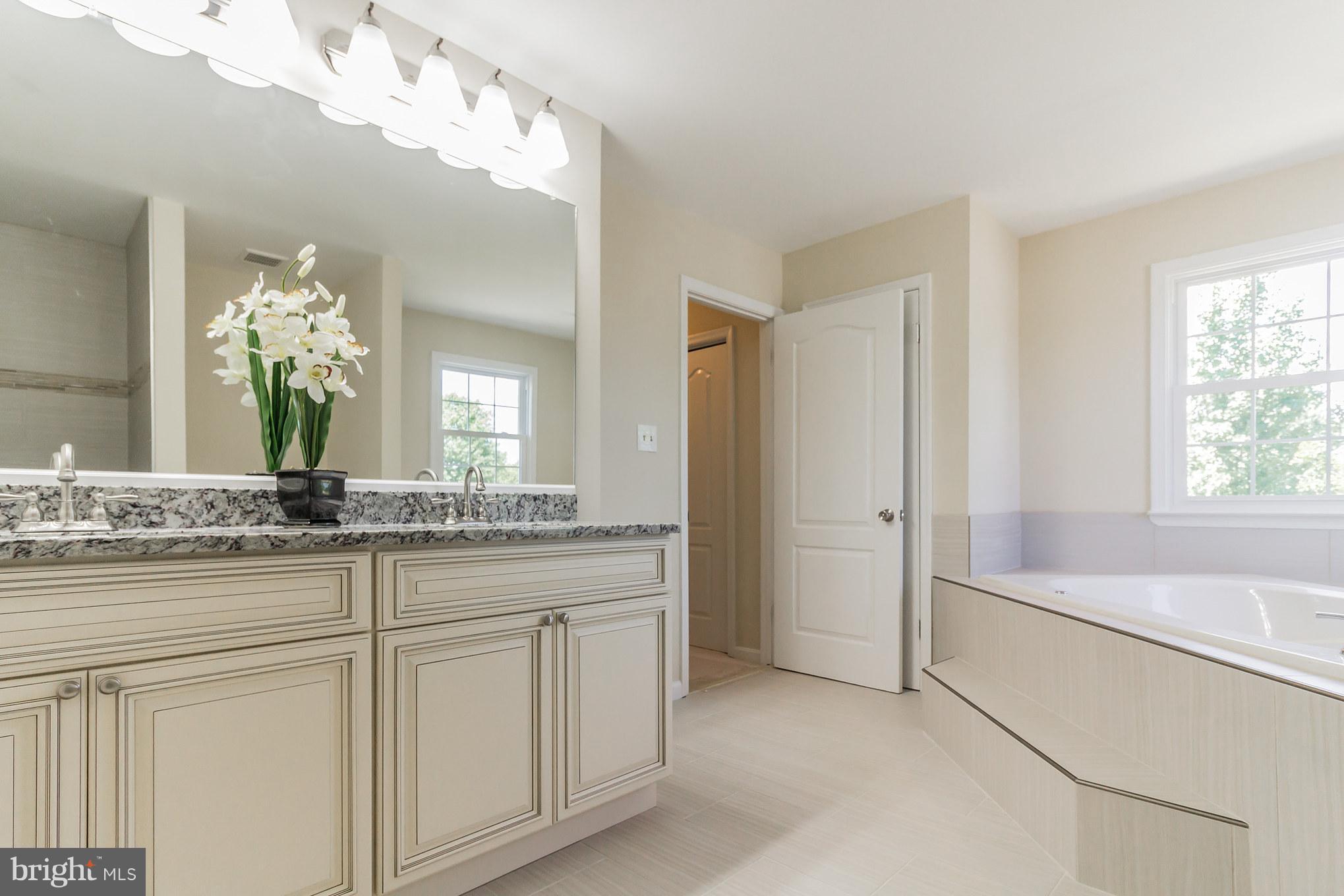 CLINTON VIEW - Residential