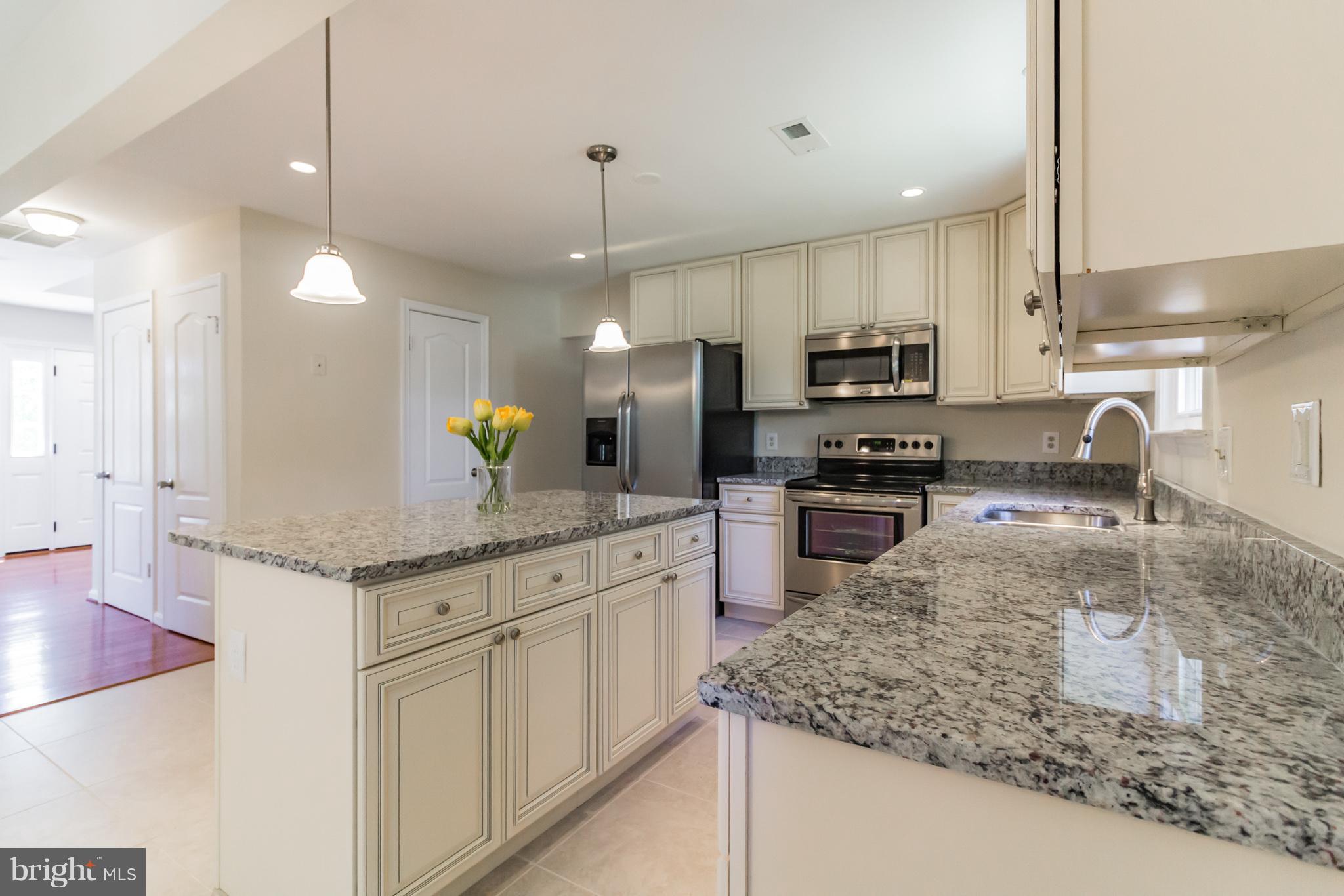 CLINTON VIEW - Residential