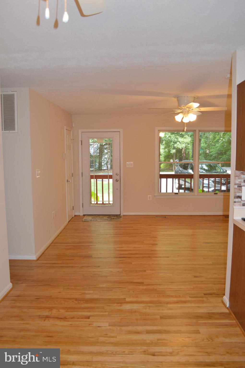 DRUM POINT - Residential Lease