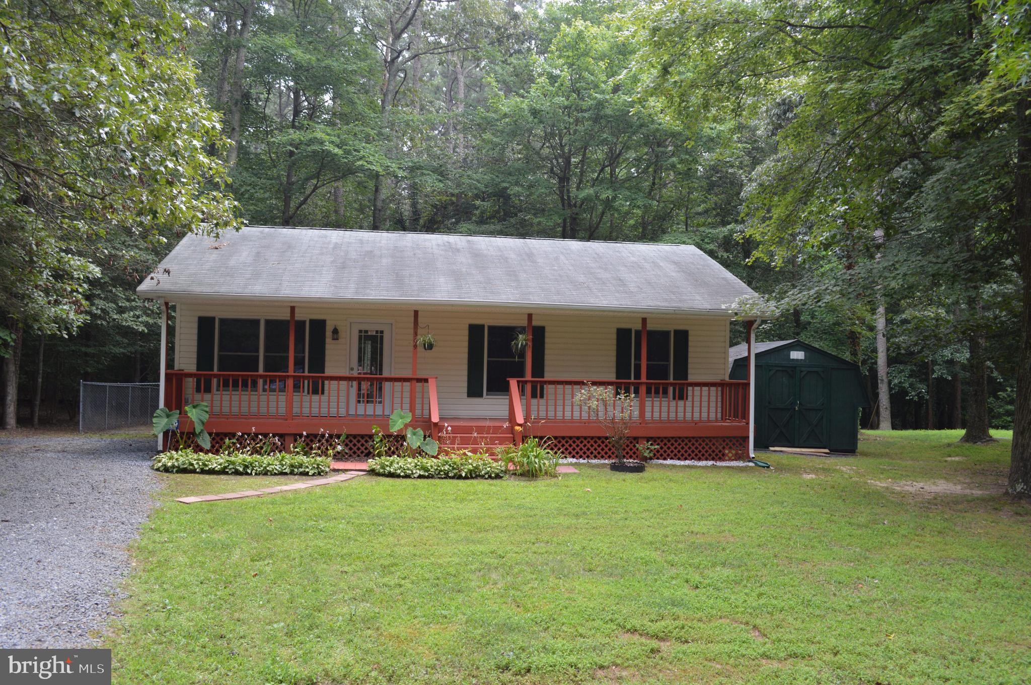 DRUM POINT - Residential Lease